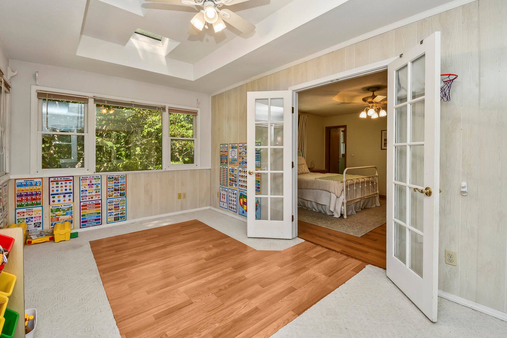 61 Northwoods Drive, Kimberling City, MO 65686 Primary Bedroom Sun Room
