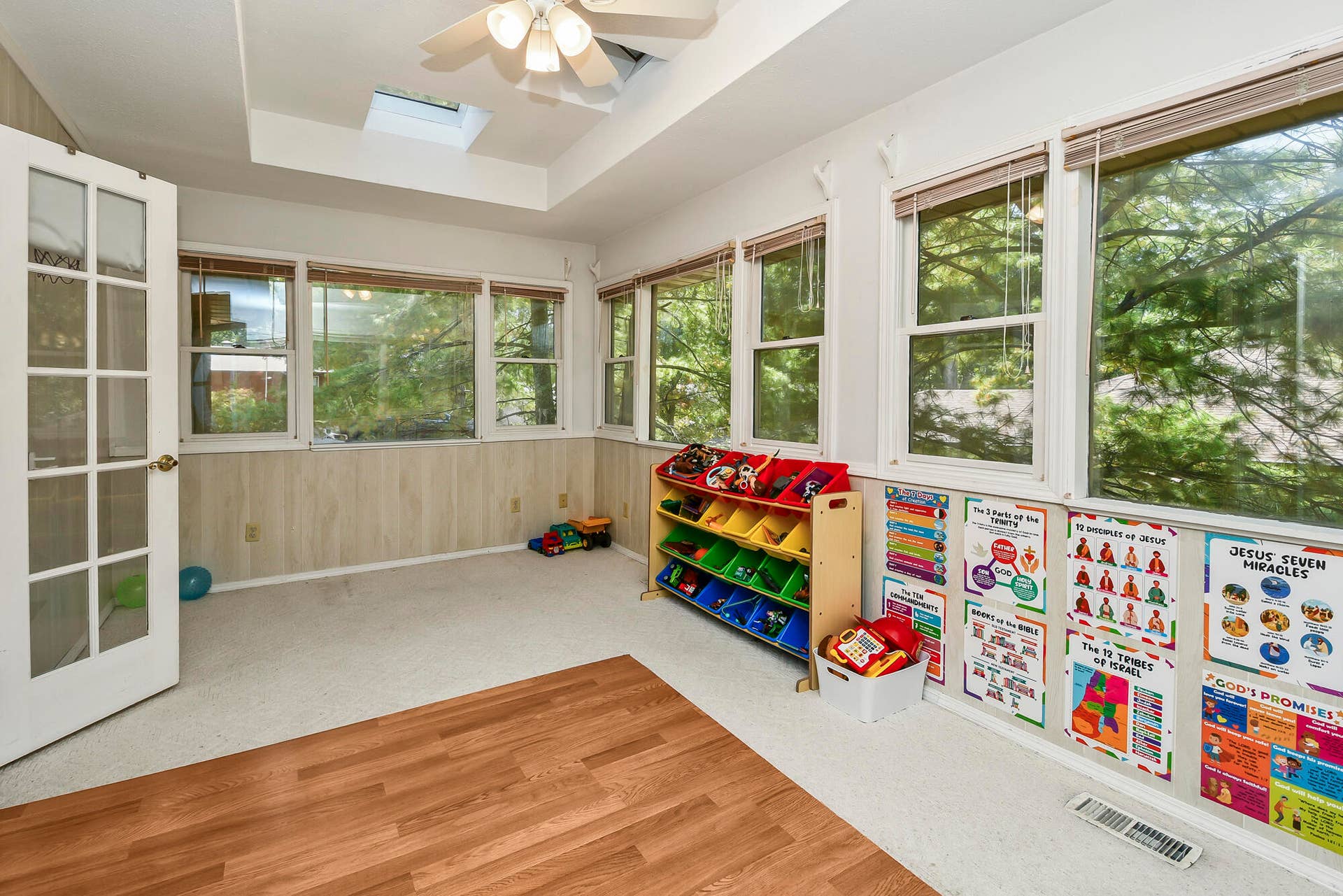 61 Northwoods Drive, Kimberling City, MO 65686 Primary Bedroom Sun Room