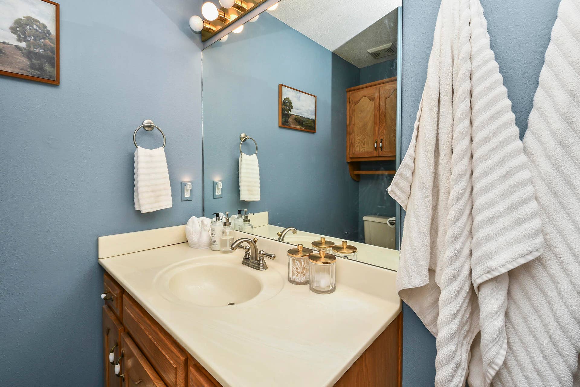 61 Northwoods Drive, Kimberling City, MO 65686 Full Bath
