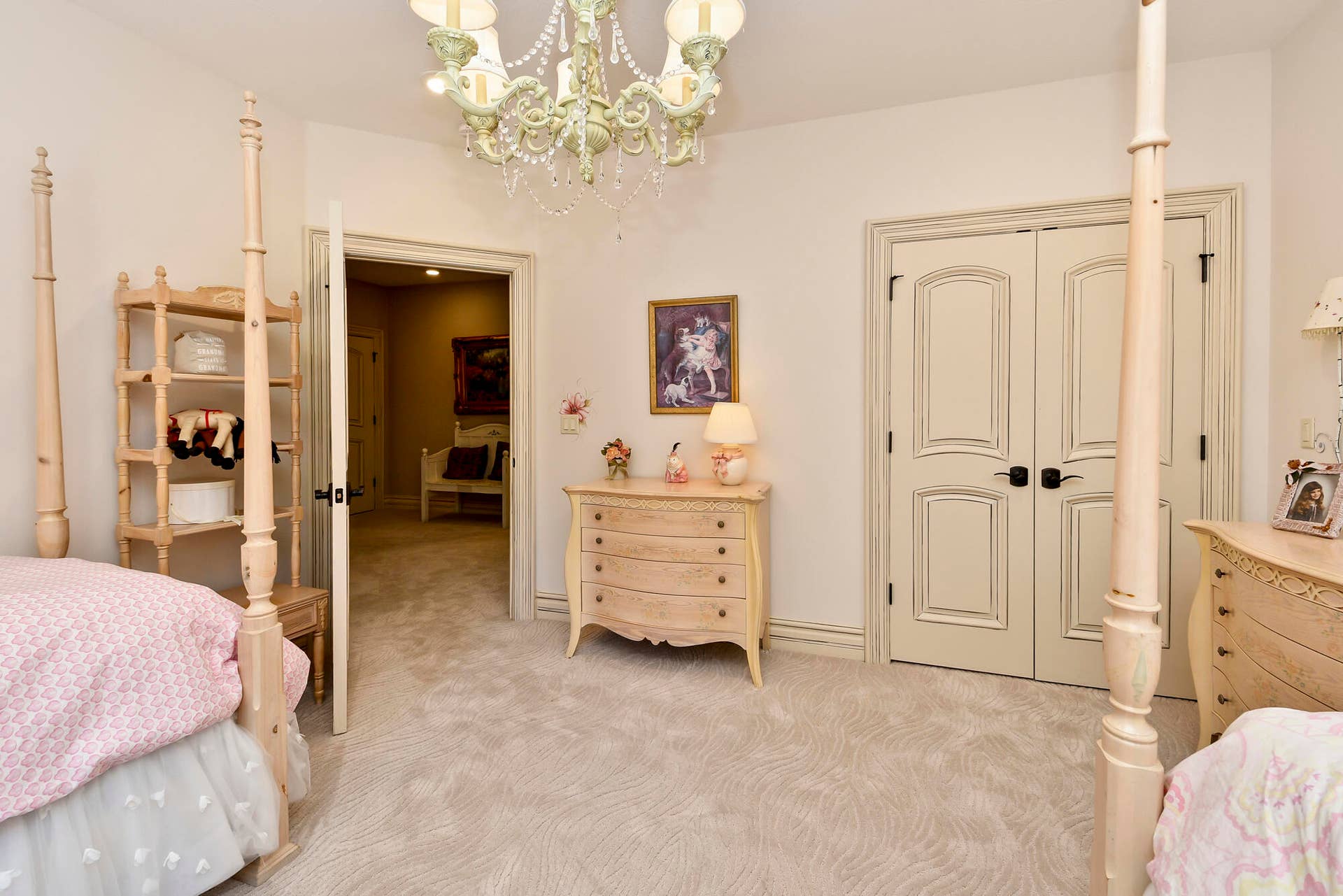 All Bedrooms Have Walk-In Closets