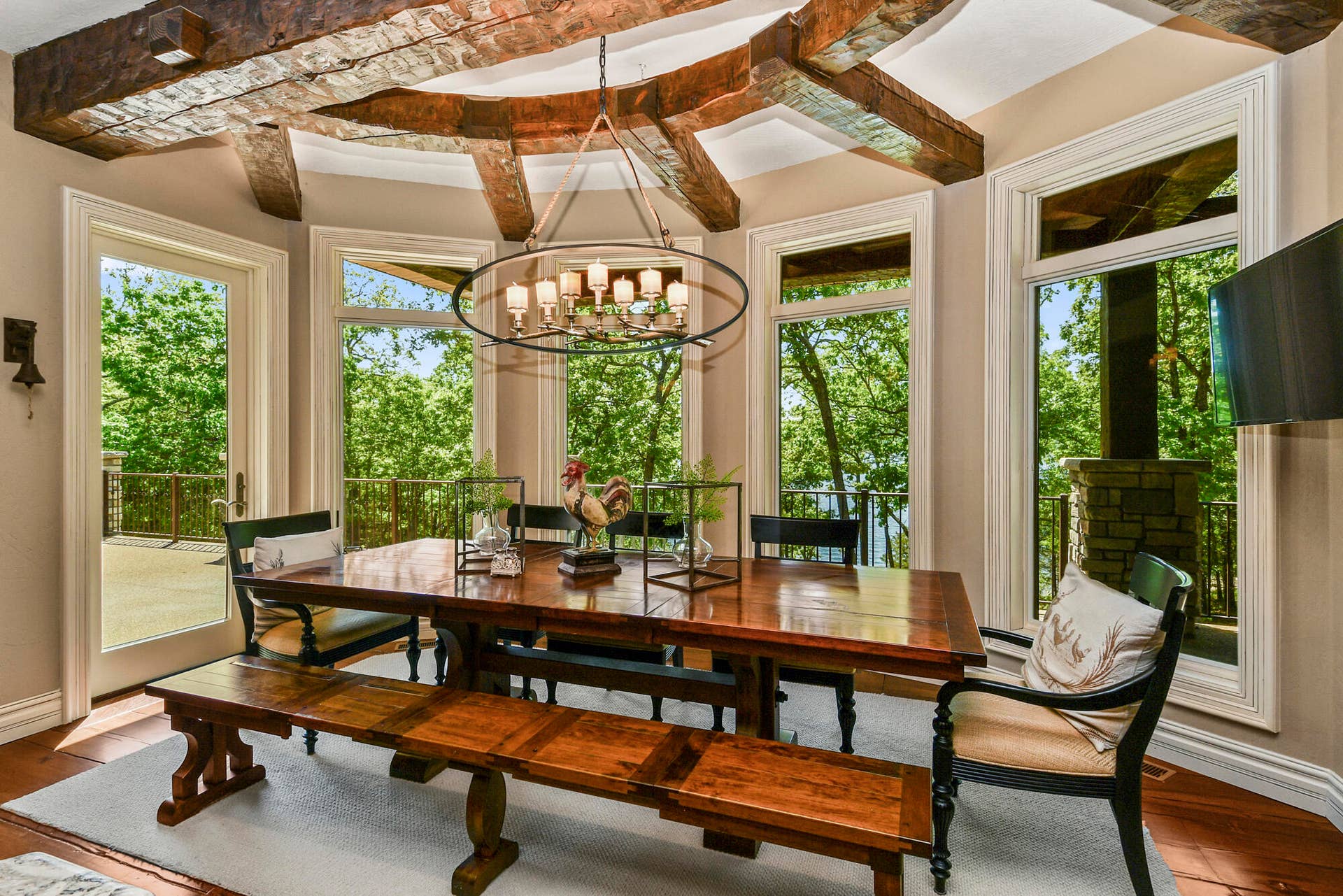 Spoked Beam Dining Area