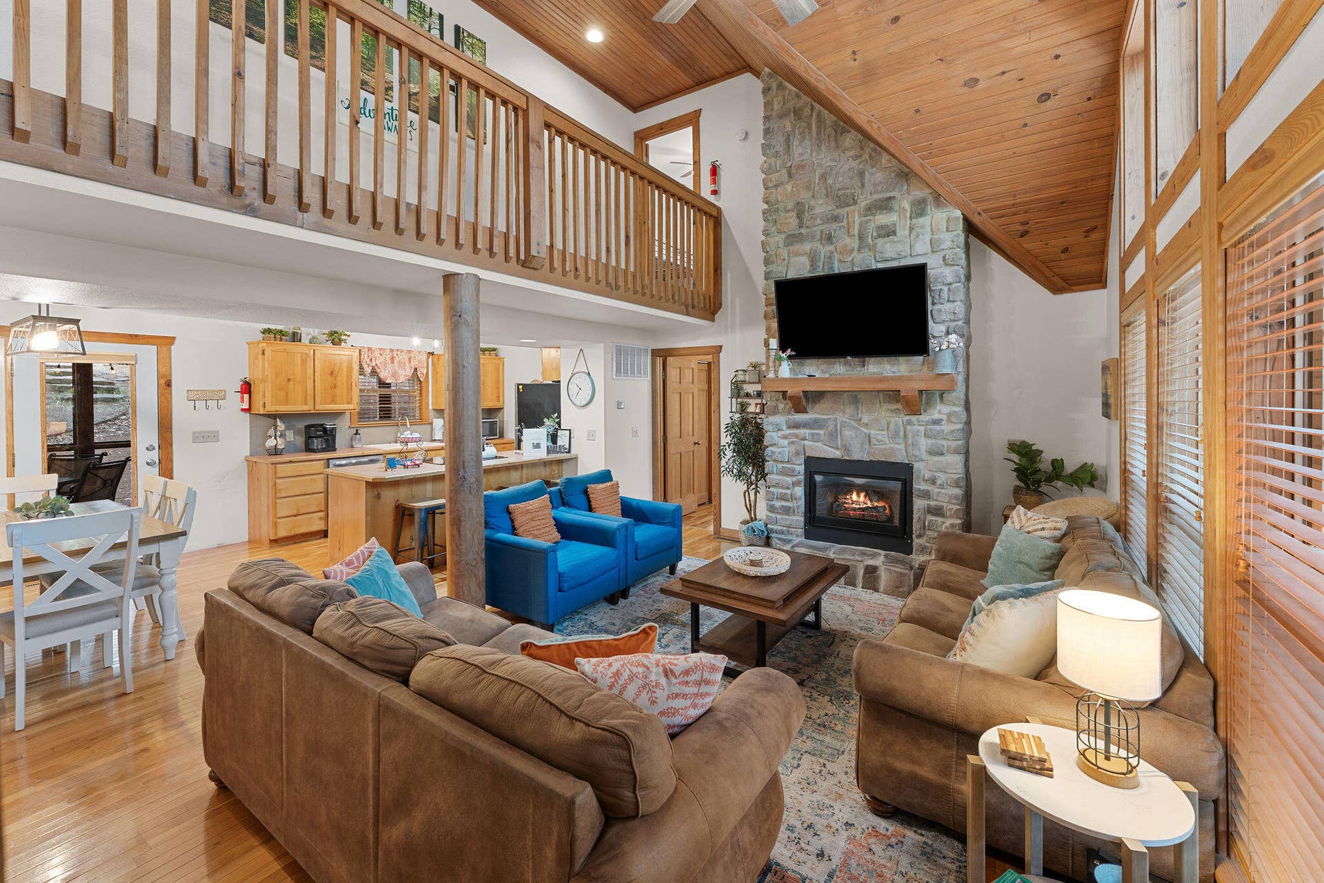 72 Lost Creek Circle, #8, Branson West, MO 65737 Family Room