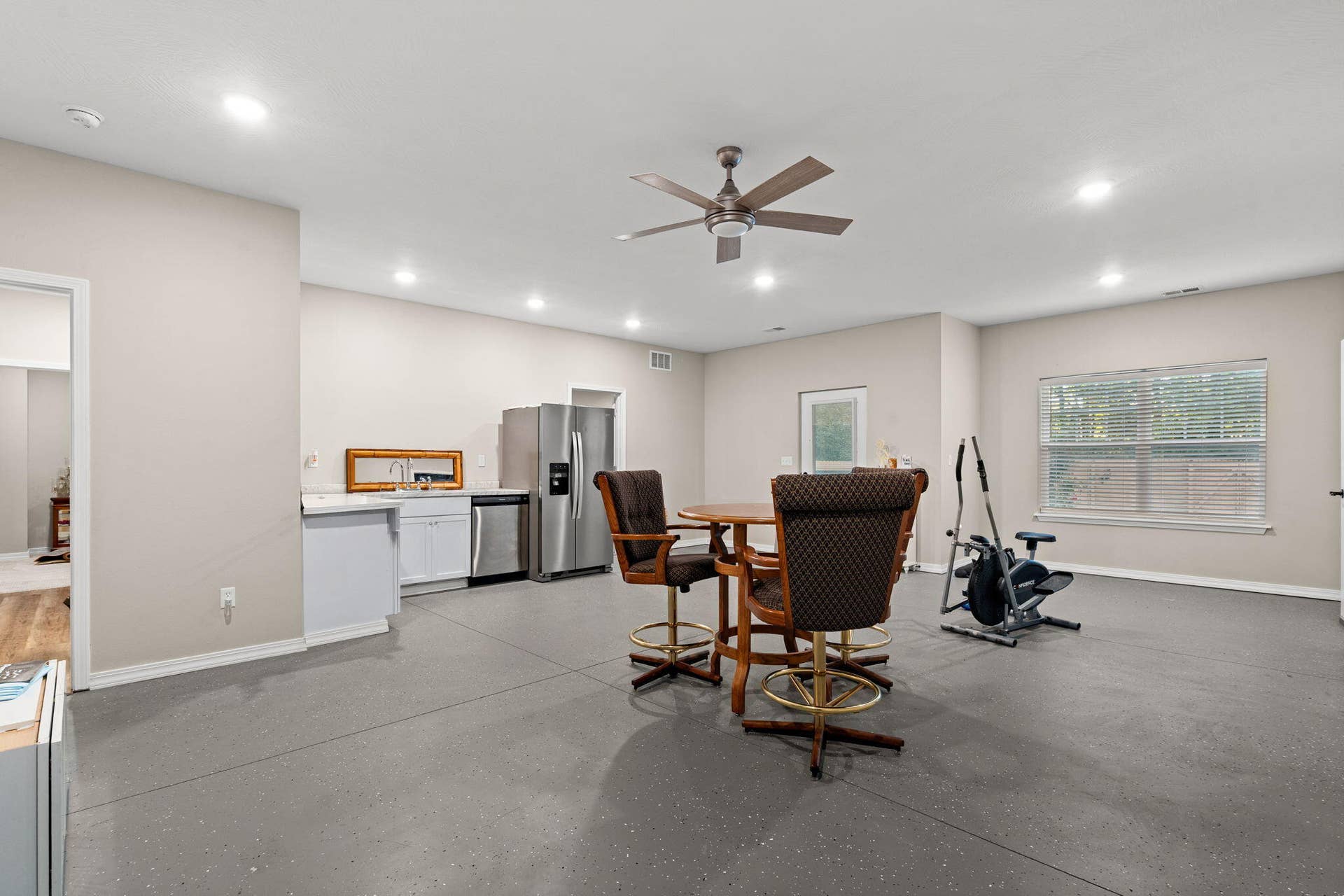 49 E Pine Lane, Reeds Spring, MO 65737 49-E-Pine-Ln-Home-Reeds-Spring