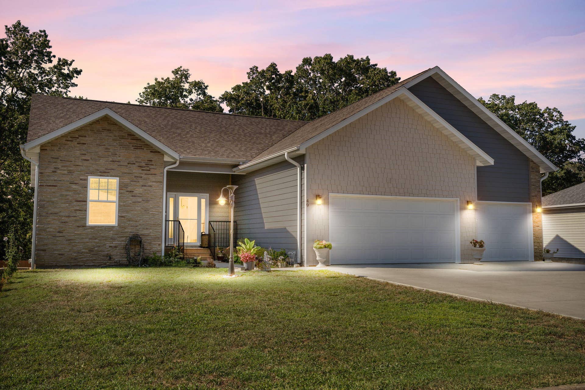 49 E Pine Lane, Reeds Spring, MO 65737 49-E-Pine-Ln-Home-Reeds-Spring