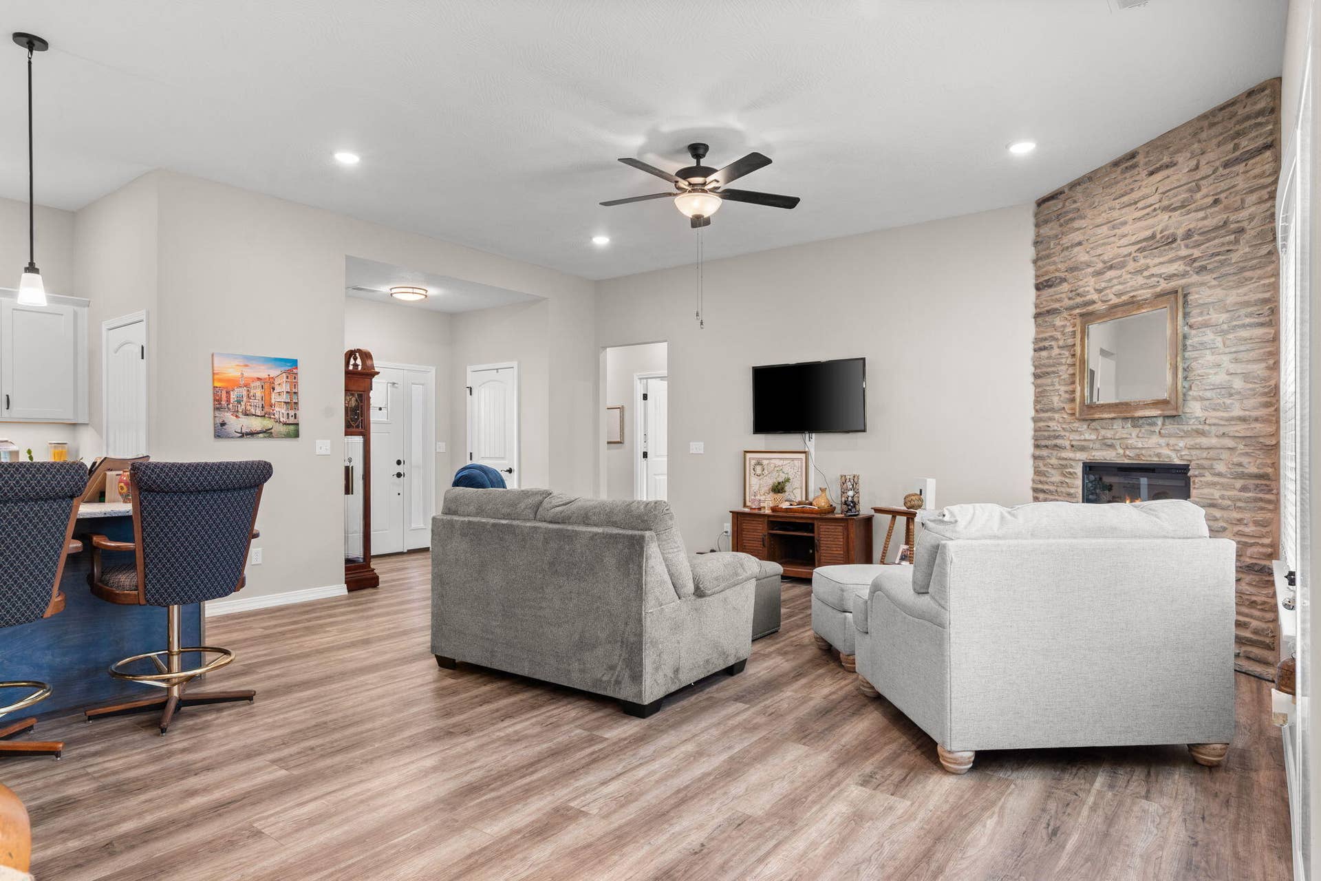 49 E Pine Lane, Reeds Spring, MO 65737 49-E-Pine-Ln-Home-Reeds-Spring