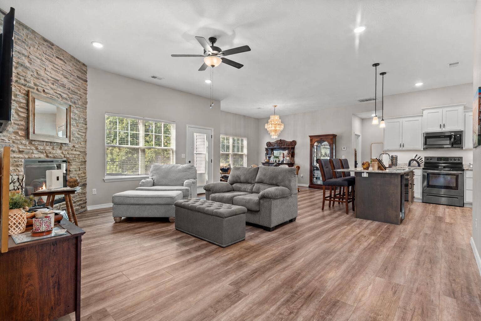 49 E Pine Lane, Reeds Spring, MO 65737 49-E-Pine-Ln-Home-Reeds-Spring