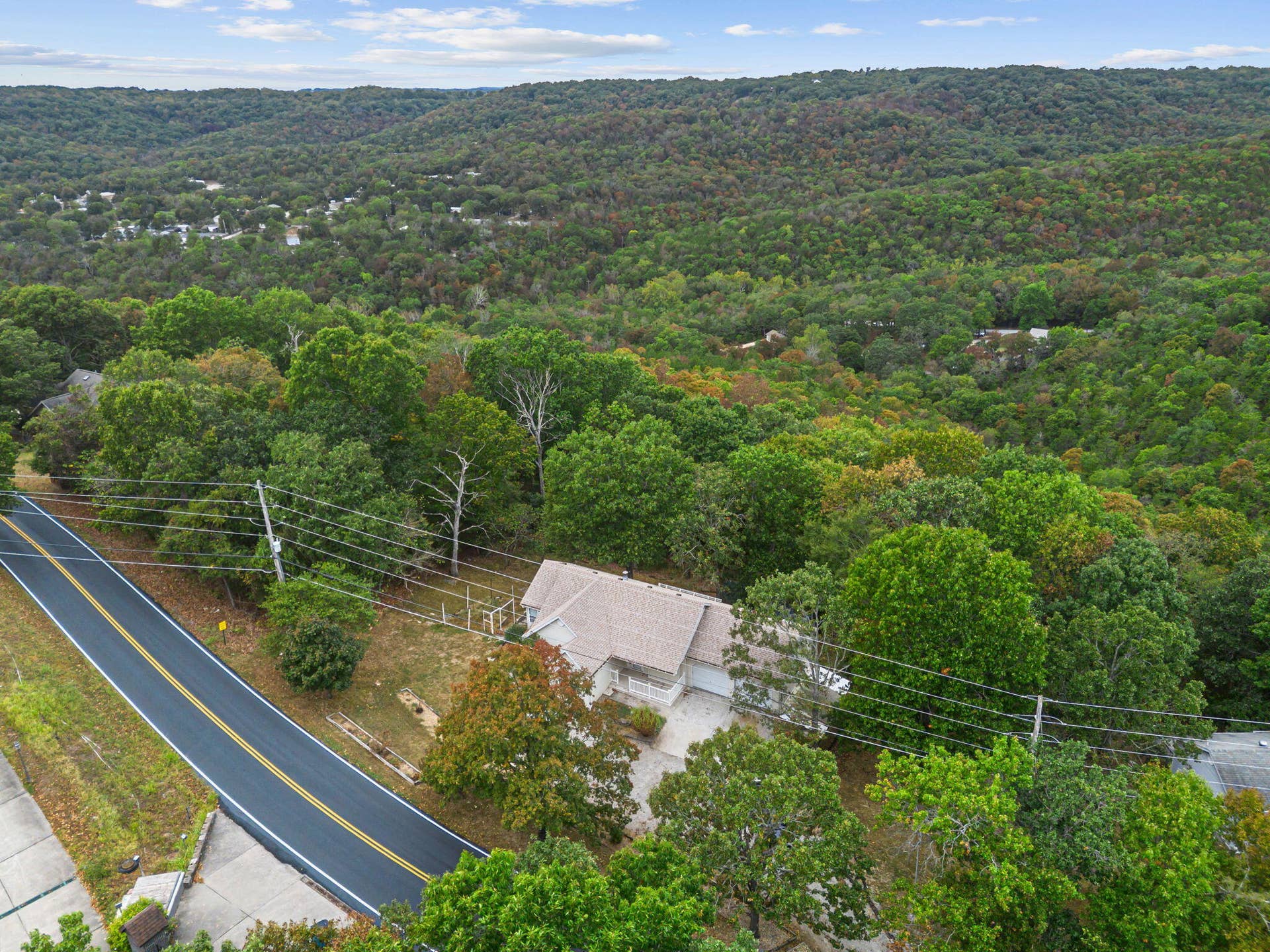 2597 Talking Rocks Road, Branson West, MO 65737 2597 Talking Rocks Road