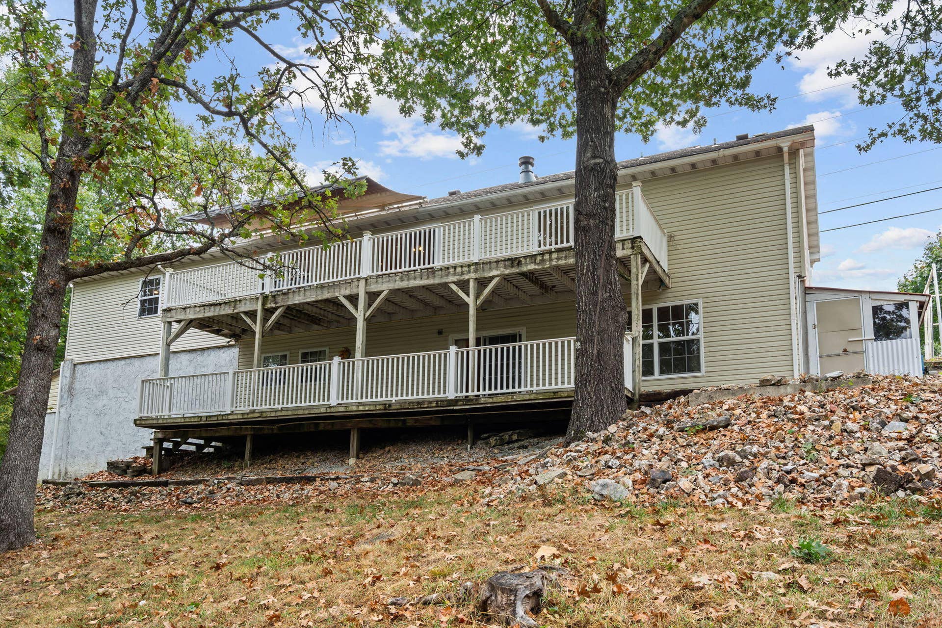 2597 Talking Rocks Road, Branson West, MO 65737 2597 Talking Rocks Road