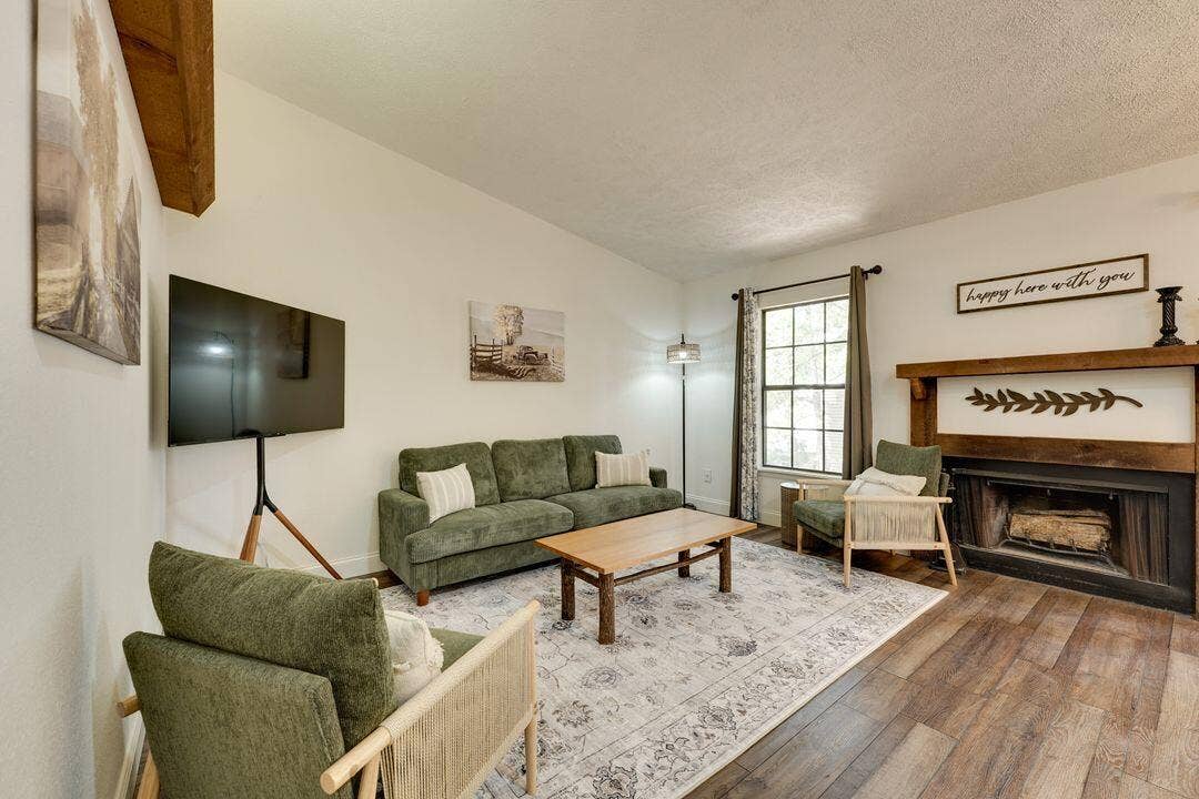 395 Ozark Mountain Resort Drive, #Cabin 60, Kimberling City, MO 65686 60 - Living Room