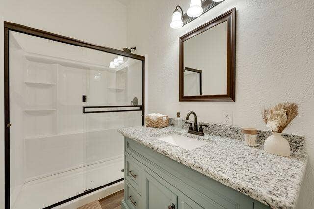 395 Ozark Mountain Resort Drive, #Cabin 60, Kimberling City, MO 65686 60 - En Suite
