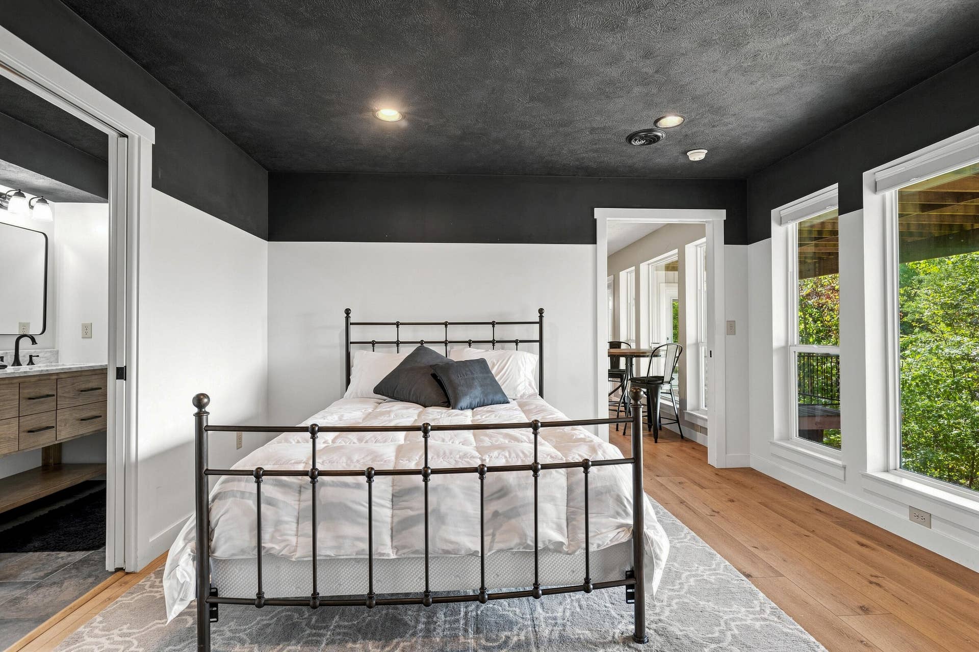 70 Stone Ledge Drive, Branson West, MO 65737 Bedroom Five - EnSuite