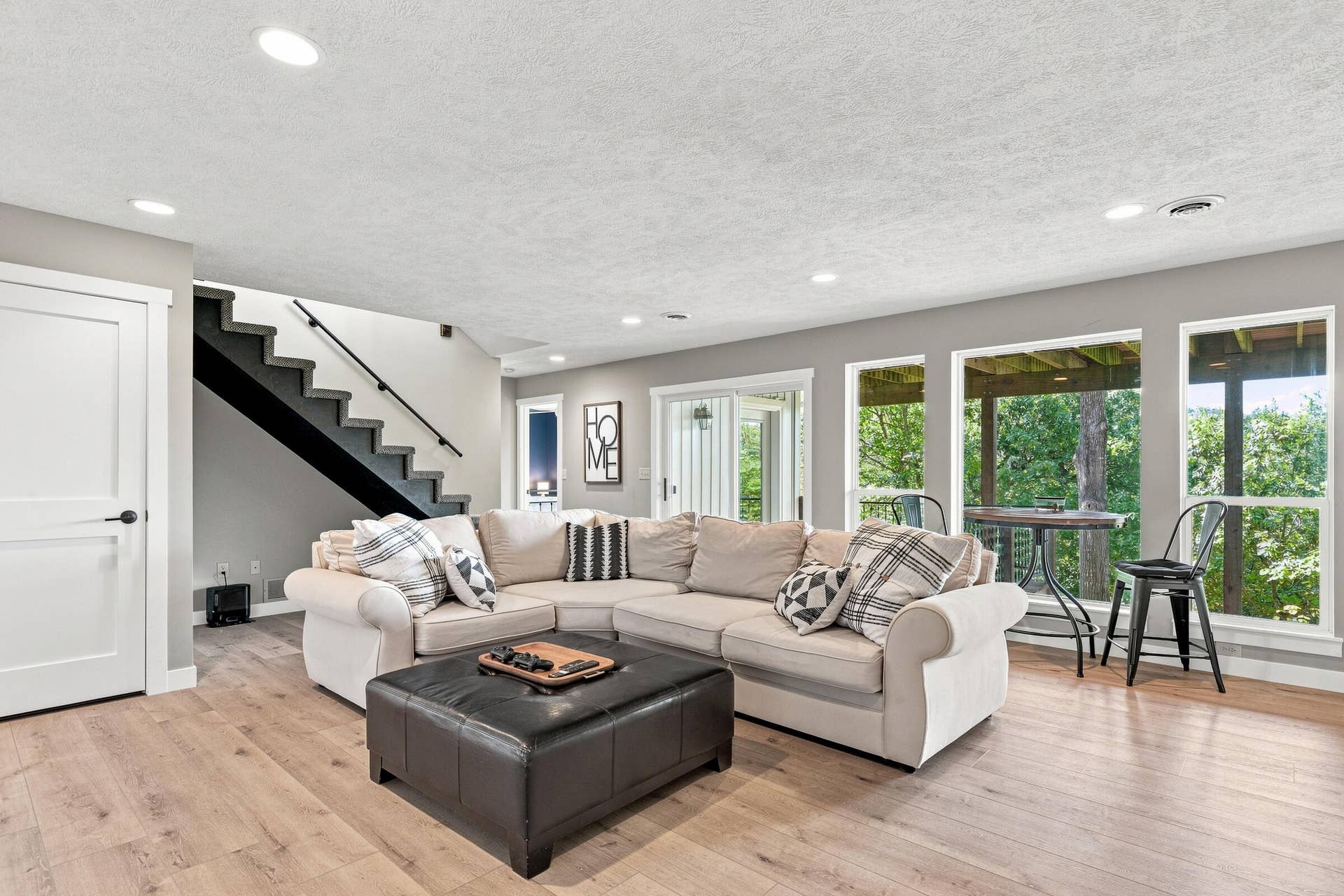 70 Stone Ledge Drive, Branson West, MO 65737 Very Spacious Family Room - Lower Level