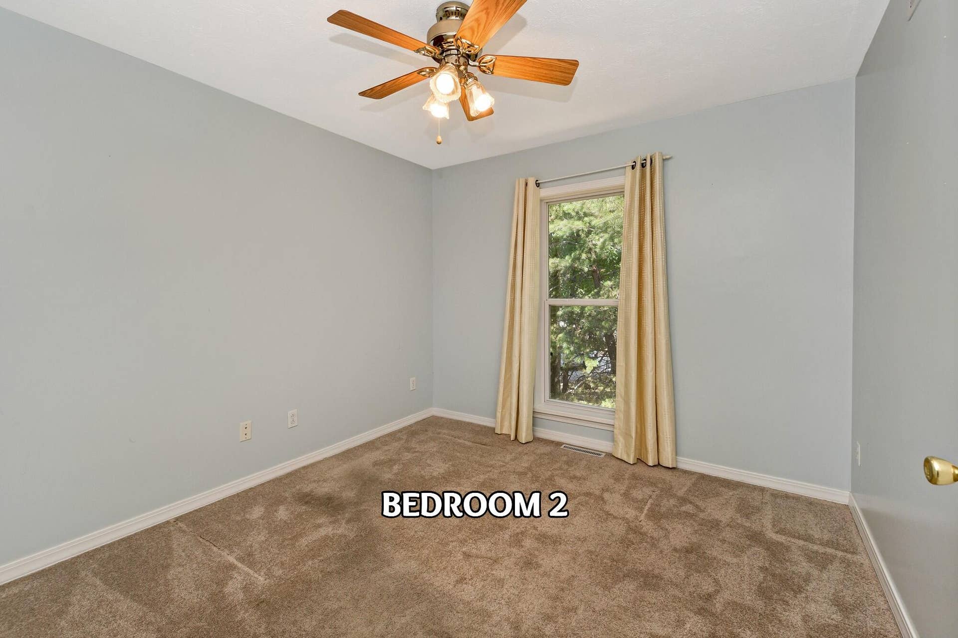 215 Queensberry Road, Branson West, MO 65737 28 29
