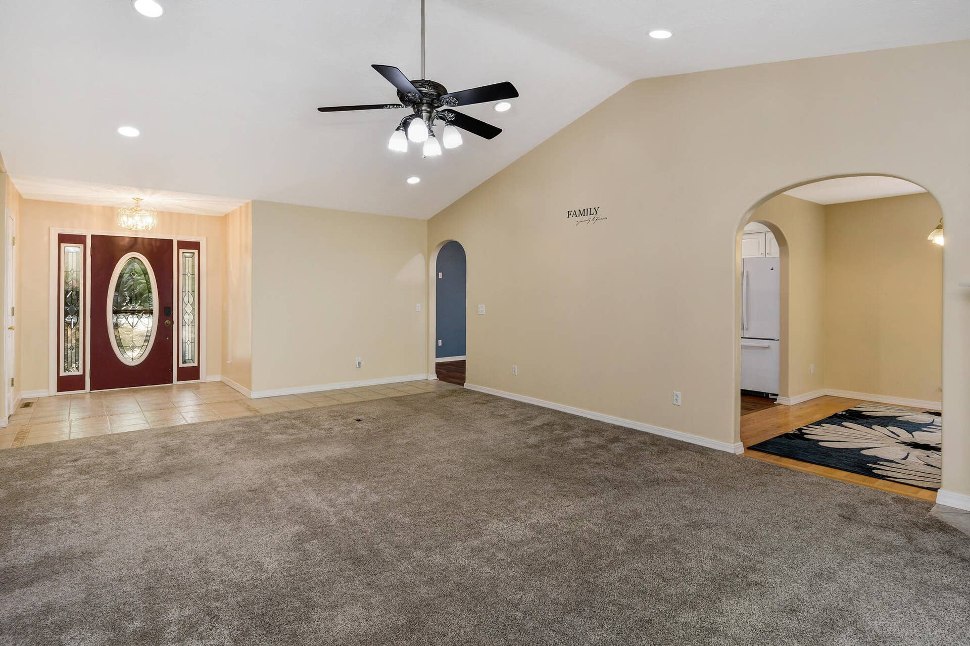 215 Queensberry Road, Branson West, MO 65737 6 08