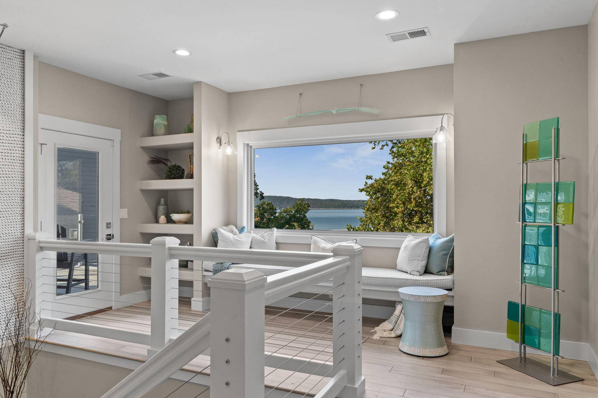 263 Omega Lane, Kimberling City, MO 65686 263-Omega-Ln-Views-&-Relaxation