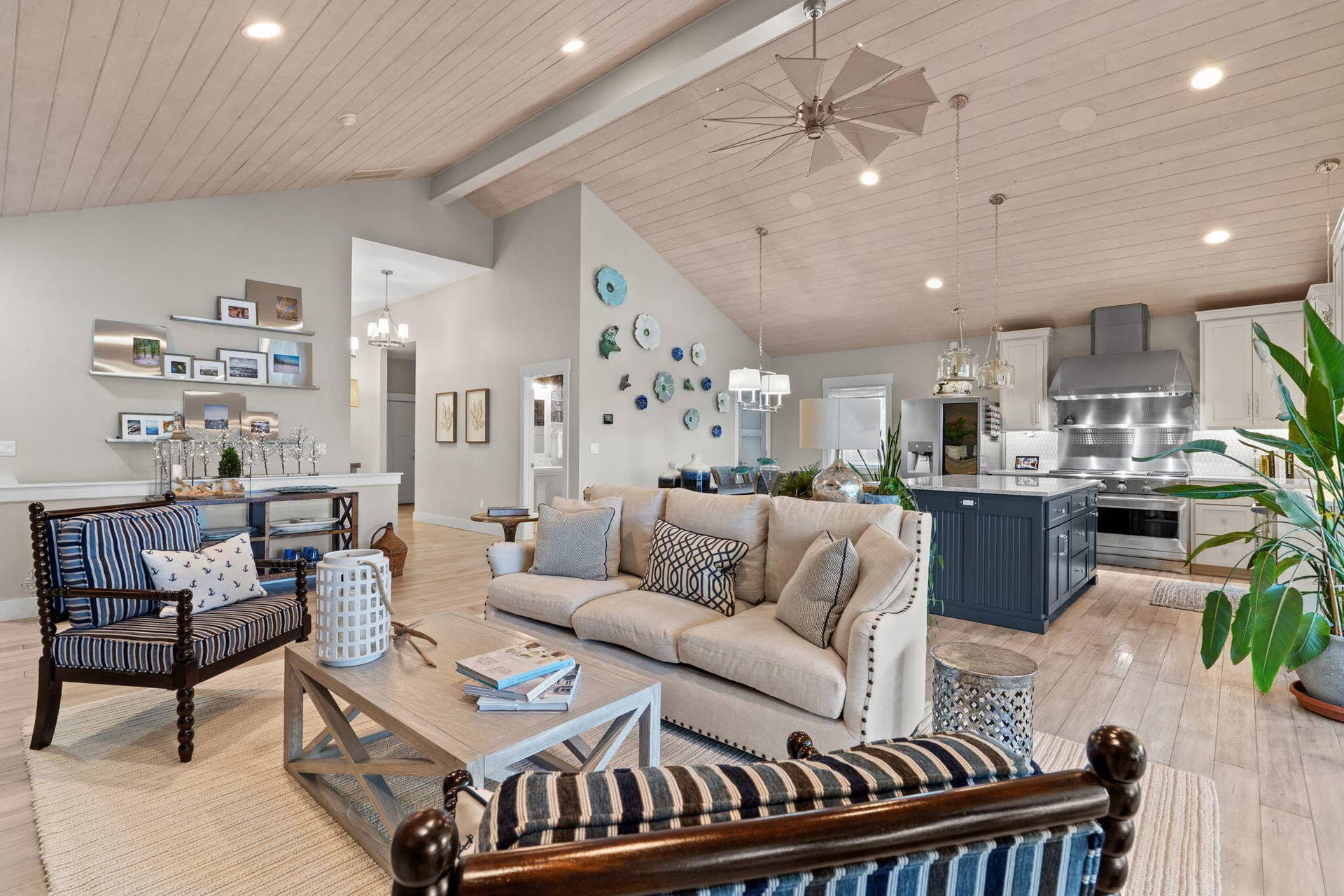 263 Omega Lane, Kimberling City, MO 65686 263-Omega-Ln-Luxury-Lake-Retreat