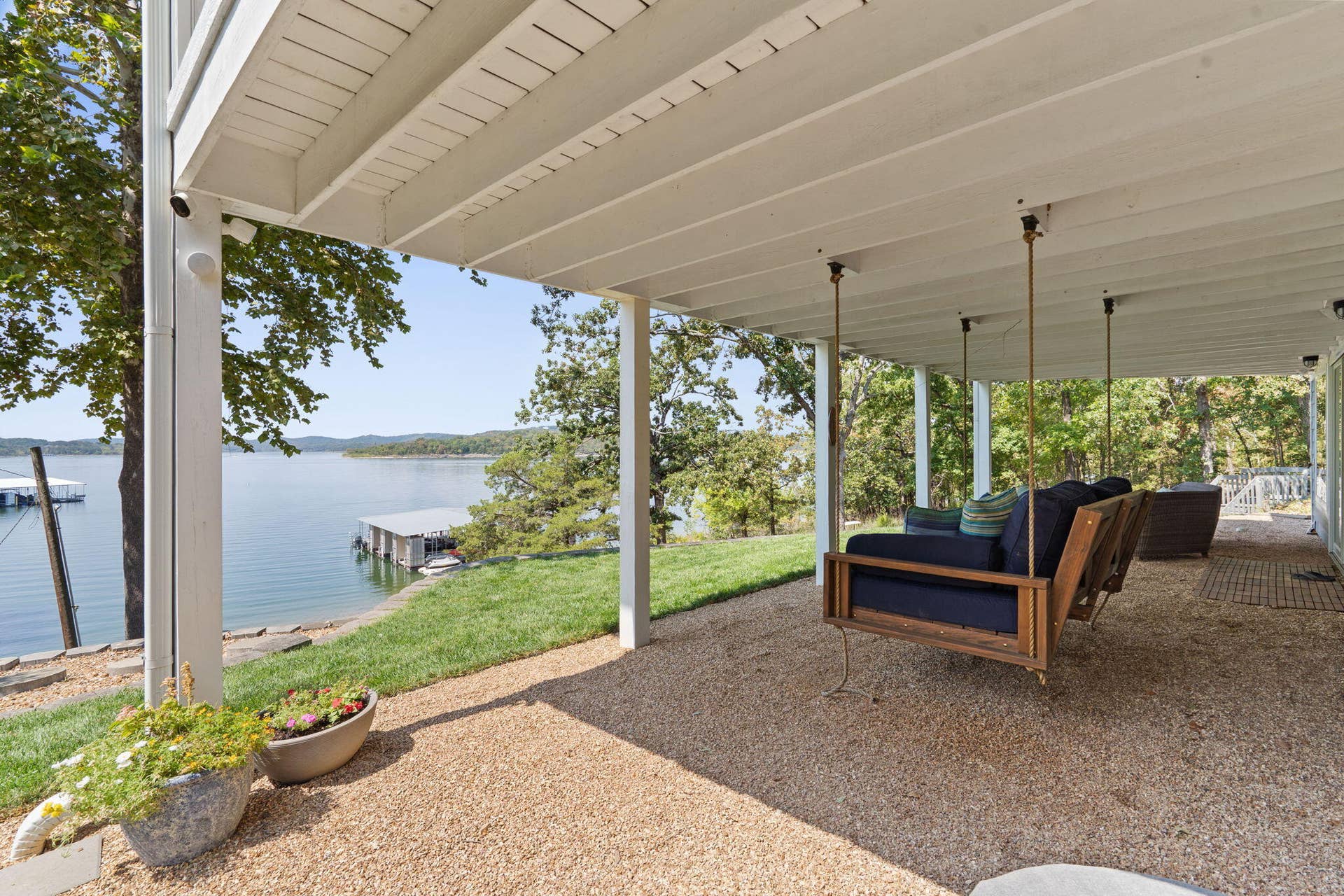 263 Omega Lane, Kimberling City, MO 65686 263-Omega-Ln-Sit-Back-&-Soak-It-In