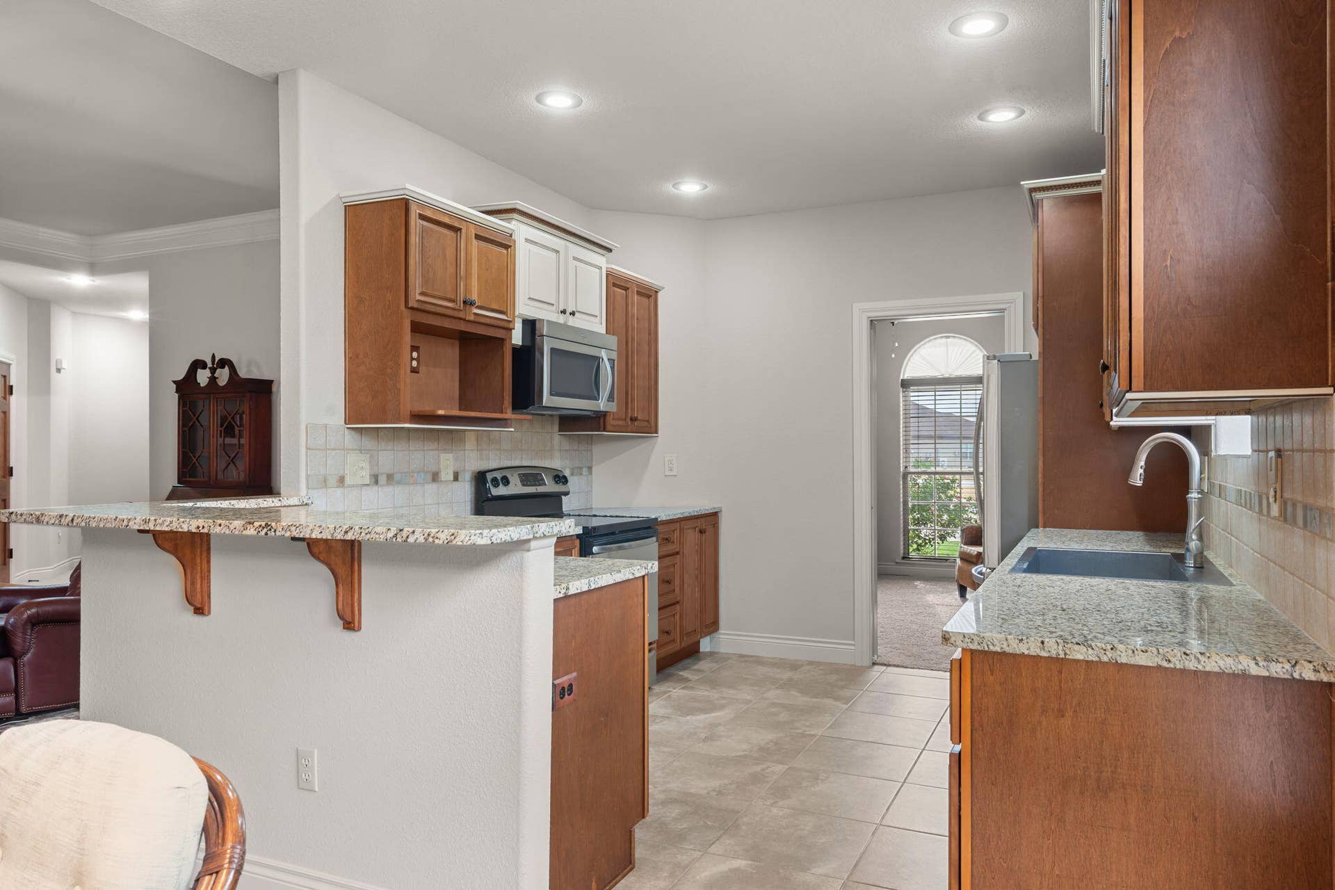 56 Mountain View Court, Branson West, MO 65737 56-Mountain-View-Ct-Chef's-Kitchen