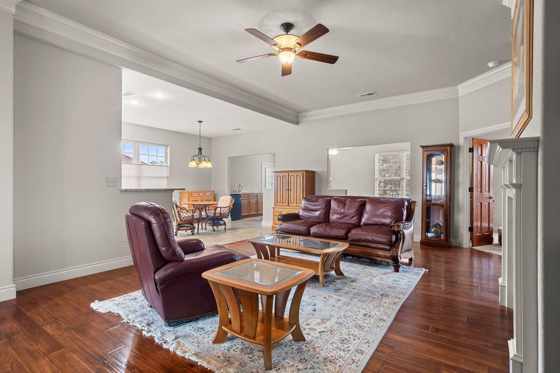 56 Mountain View Court, Branson West, MO 65737 56-Mountain-View-Ct-Lake-life-Lounge