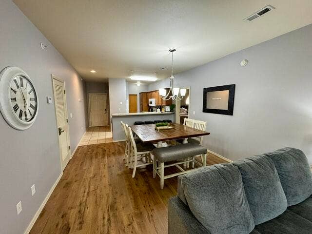 Dining area 2