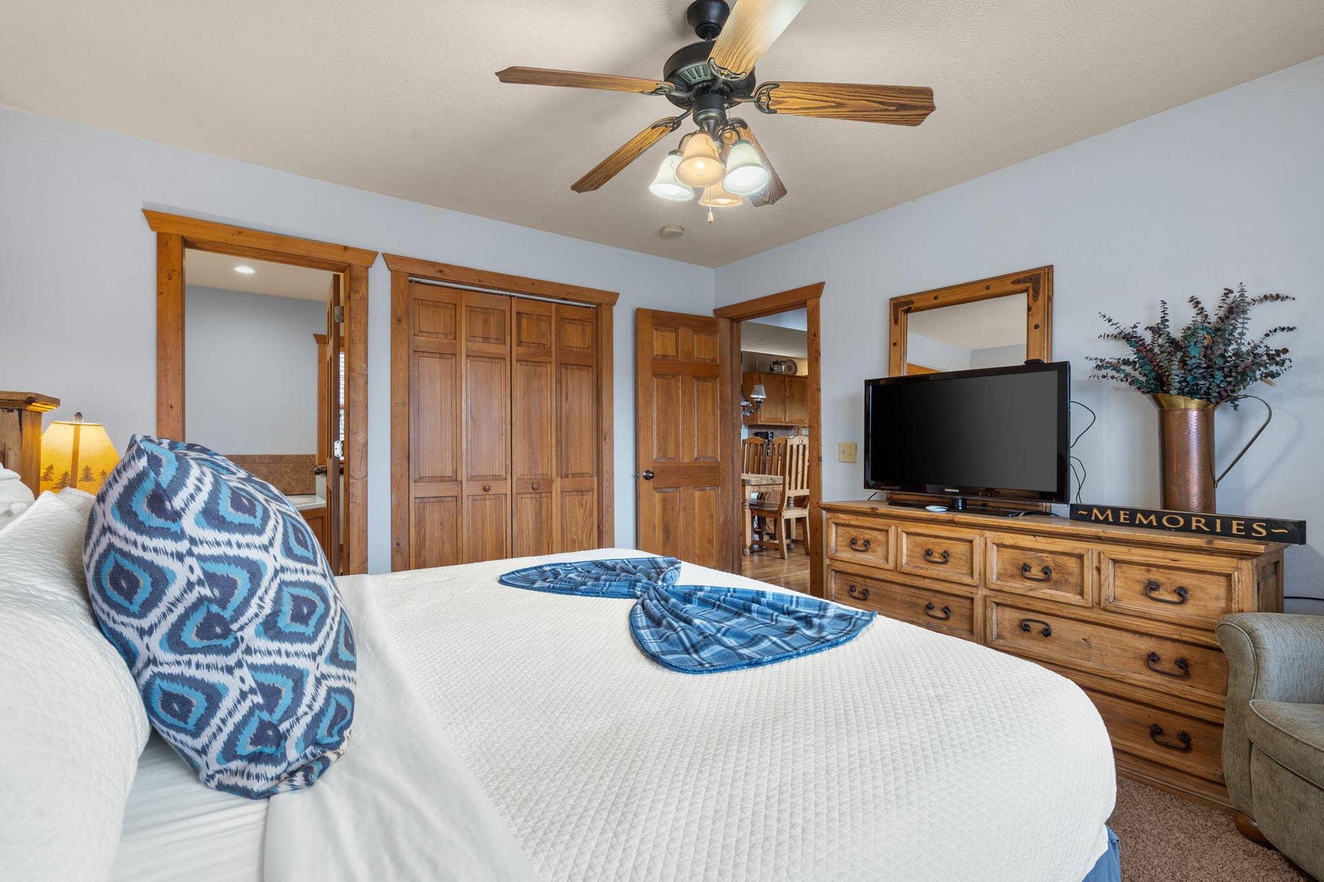 115 Baldknobber Drive, #26, Branson West, MO 65737 115-Baldknobber-Dr-Spacious-Suite