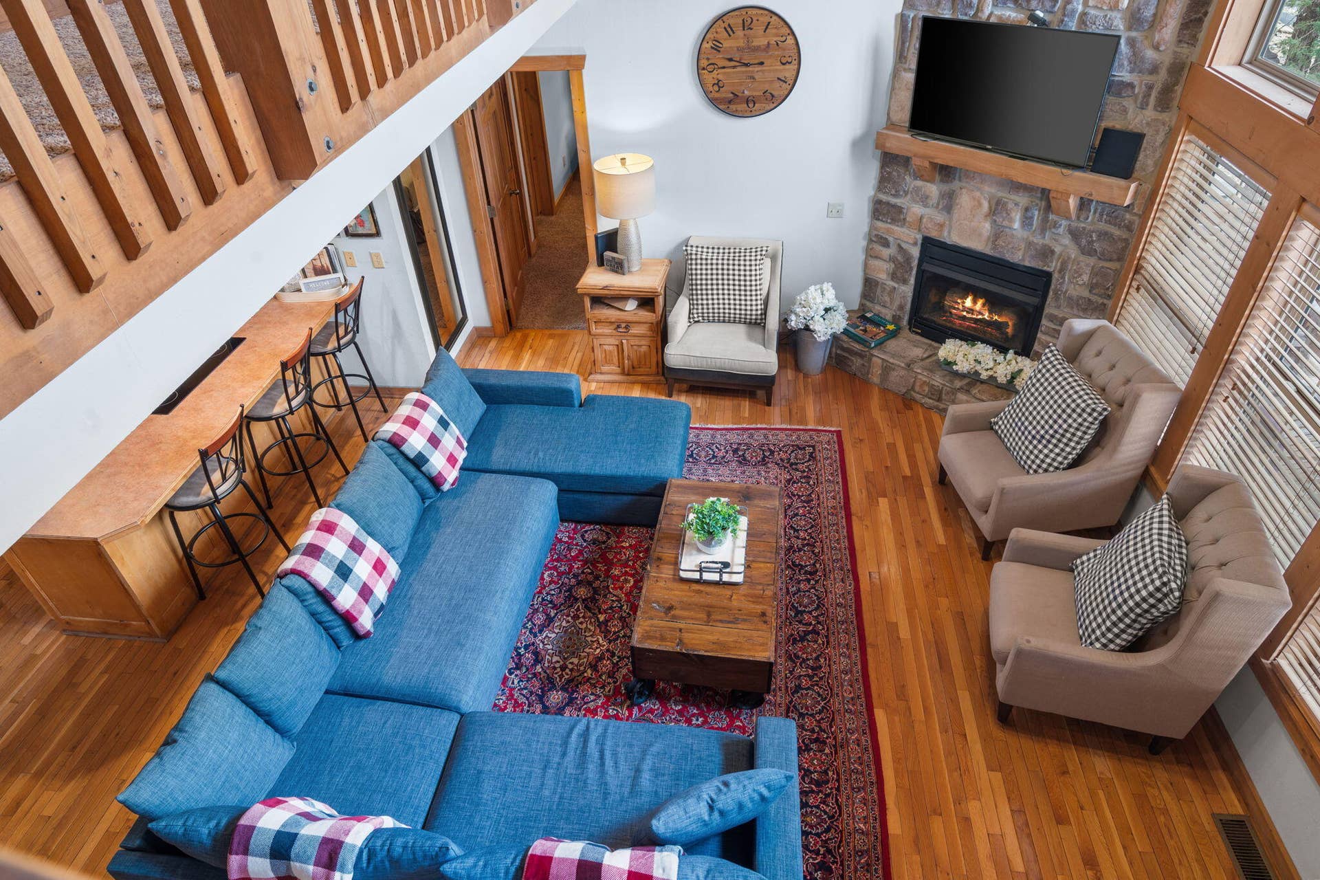 115 Baldknobber Drive, #26, Branson West, MO 65737 115-Baldknobber-Dr-Spacious-Living-Area