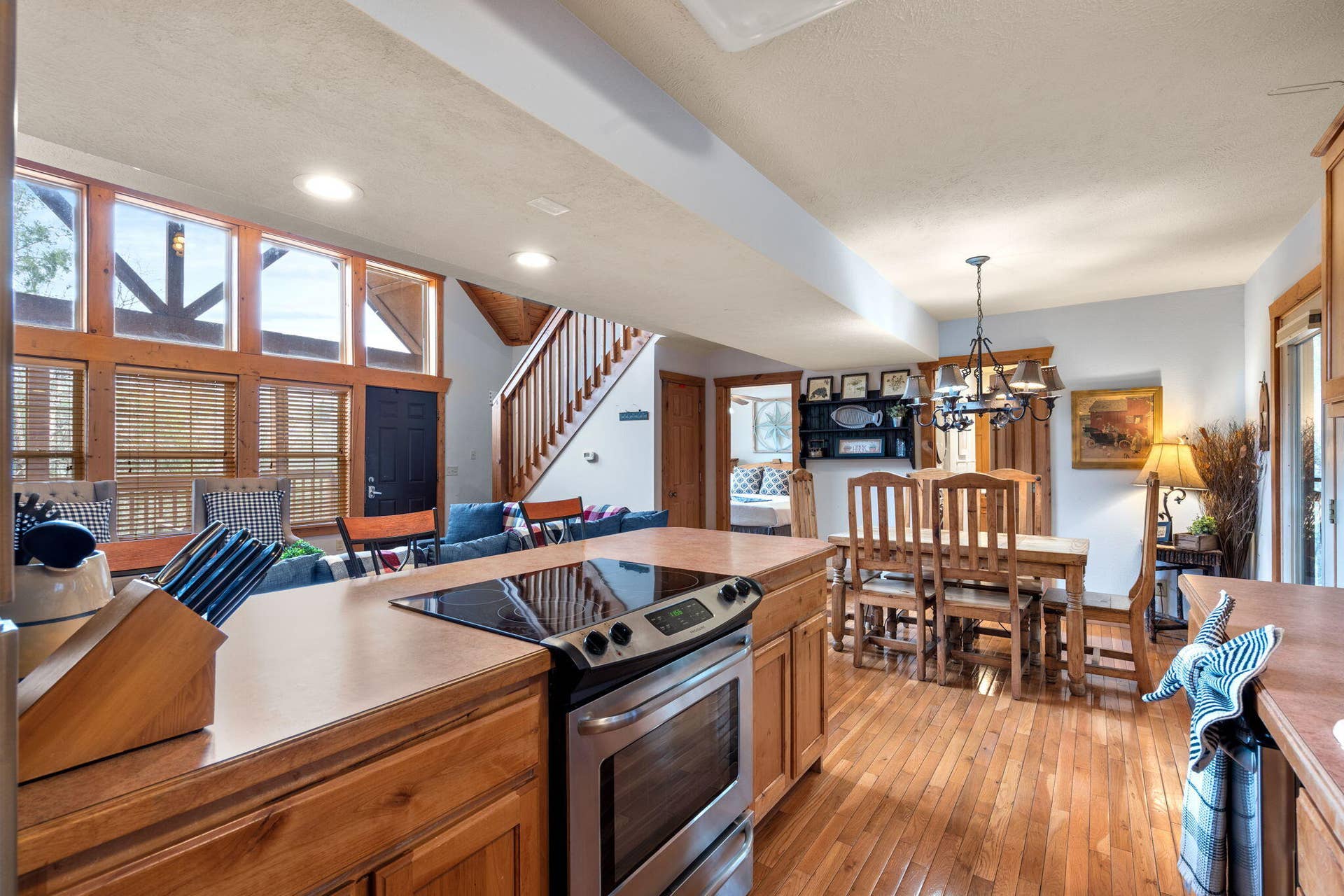 115 Baldknobber Drive, #26, Branson West, MO 65737 115-Baldknobber-Dr-Bright-Kitchen-Area