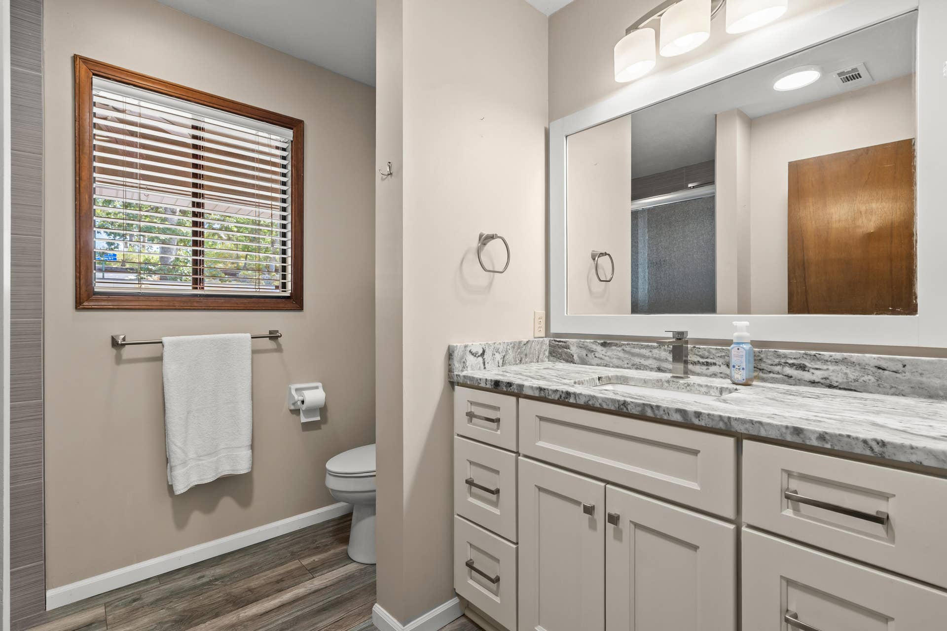 3 Port Holiday Drive, #Unit F, Kimberling City, MO 65686 22-print-DSC04037