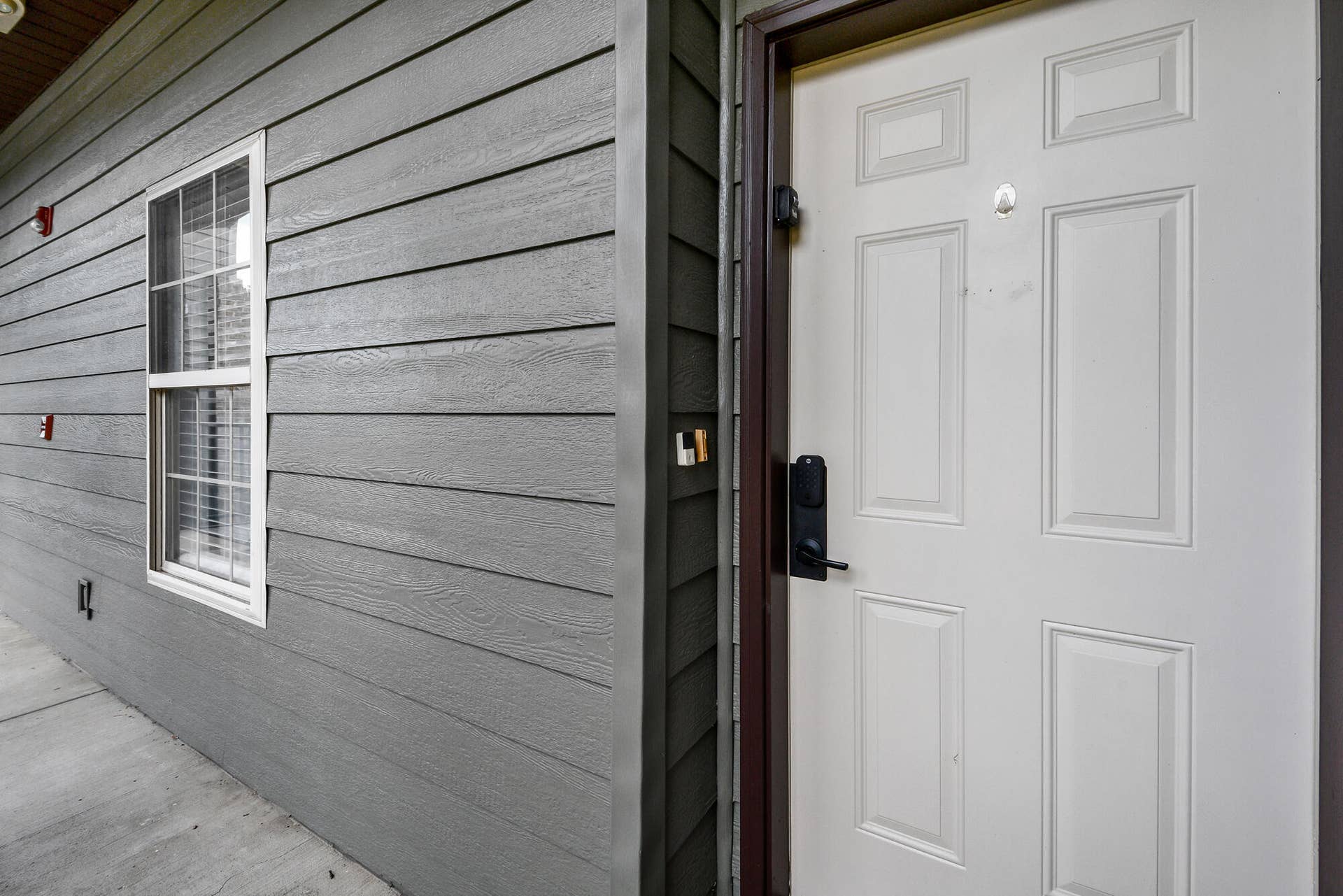 1001 Golf Drive, #15, Branson West, MO 65737 Front Door