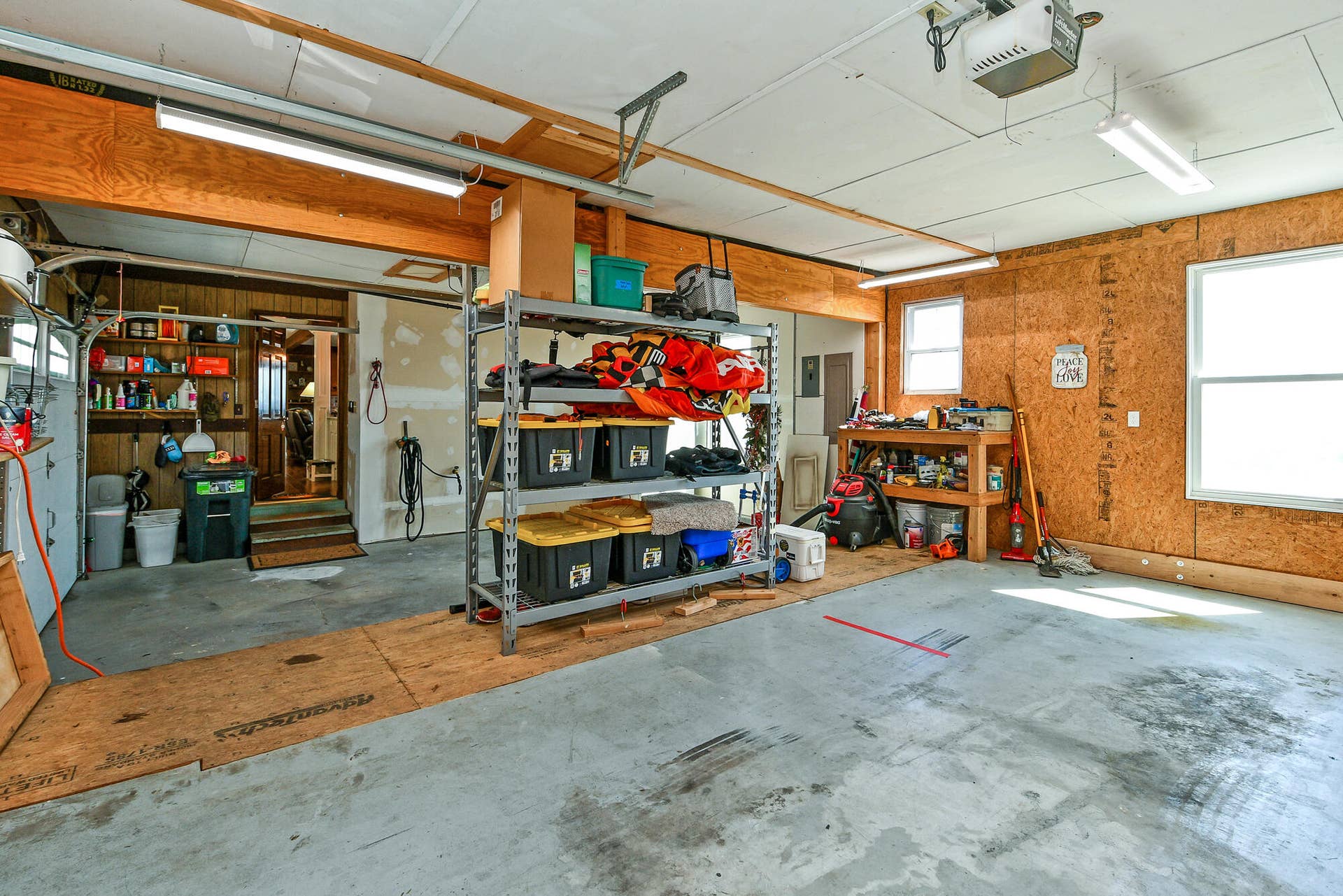 15 Hickory Drive, Kimberling City, MO 65686 54 76