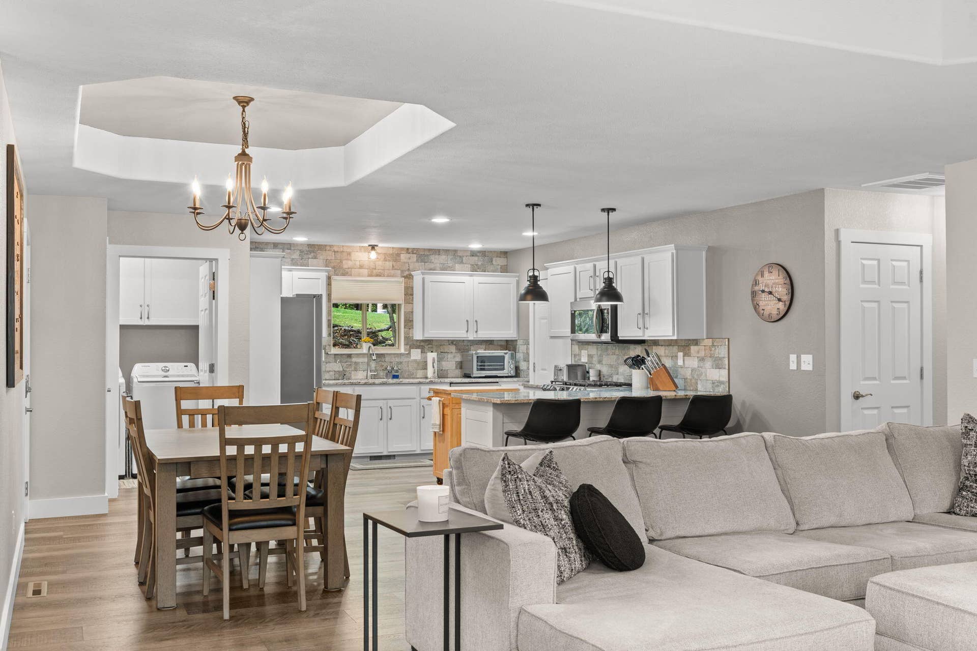 443 Canyon Forest Circle, Kimberling City, MO 65686 19-web-or-mls-DSC09673