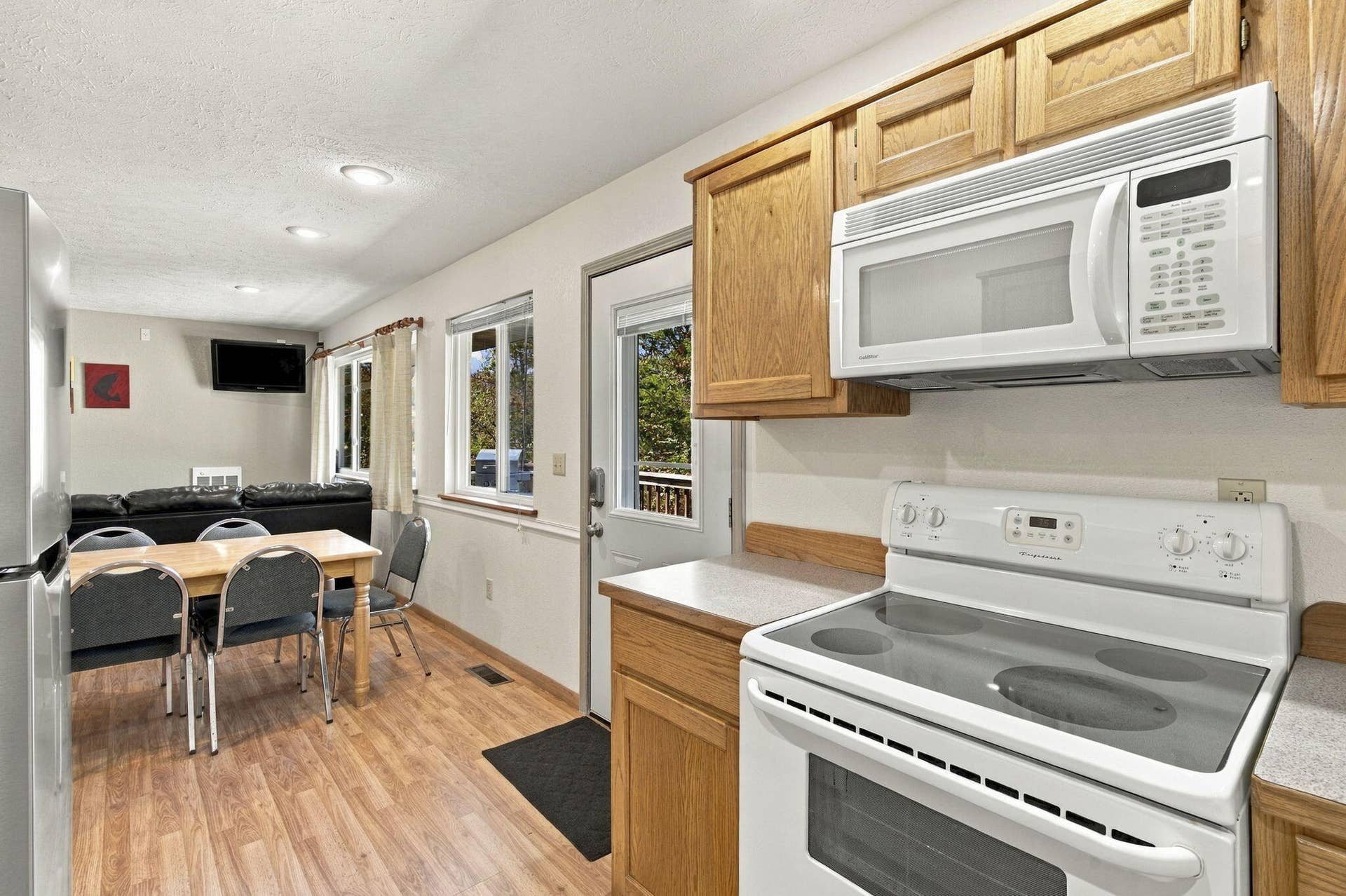 Unit 12 Kitchen/Dining