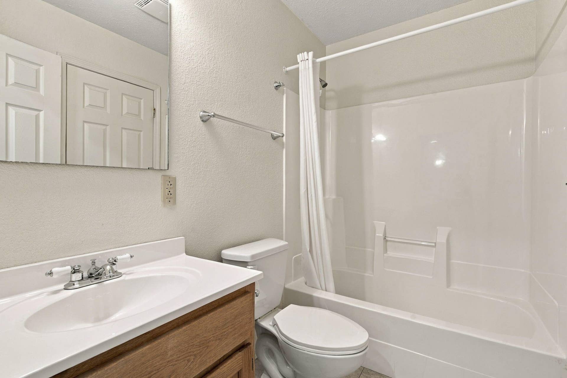 Unit 12 Bathroom 2