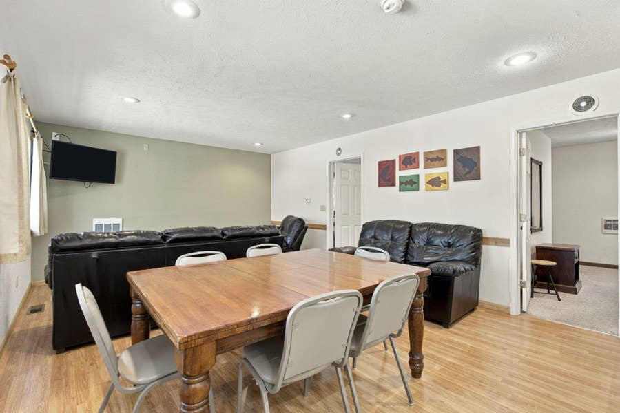 Property photo for 152 Deep Water Circle, Reeds Spring, MO