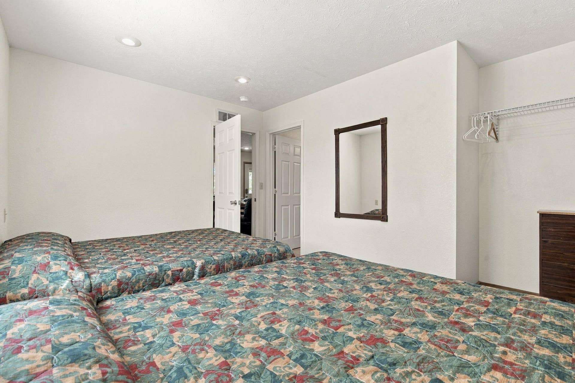 Large Bedroom