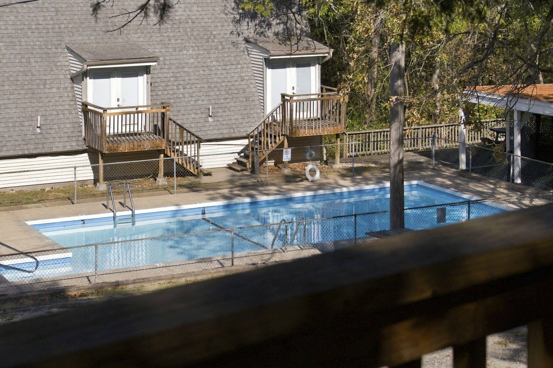 423 & 425 Eagle Drive, Reeds Spring, MO 65737 View Of The Pool