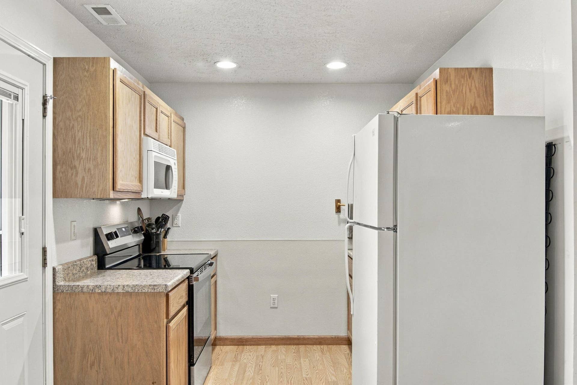 423 Eagle Drive, Reeds Spring, MO 65737 Kitchen