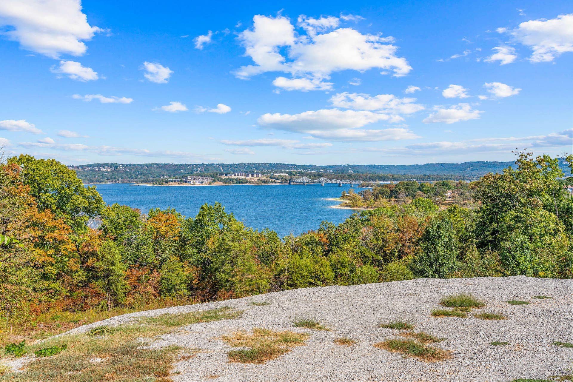 253 Whitefish Bay, Kimberling City, MO 65686 Stunning Views!