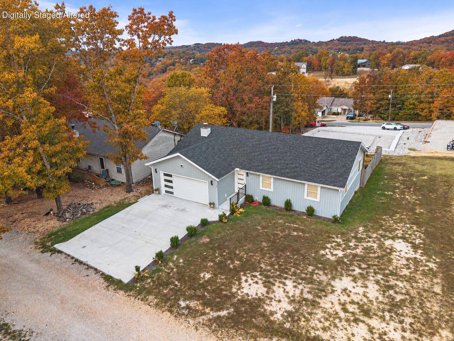 119 Teepee Lane, Kimberling City, MO 65686 Ozarks Home in Fall Colors-11