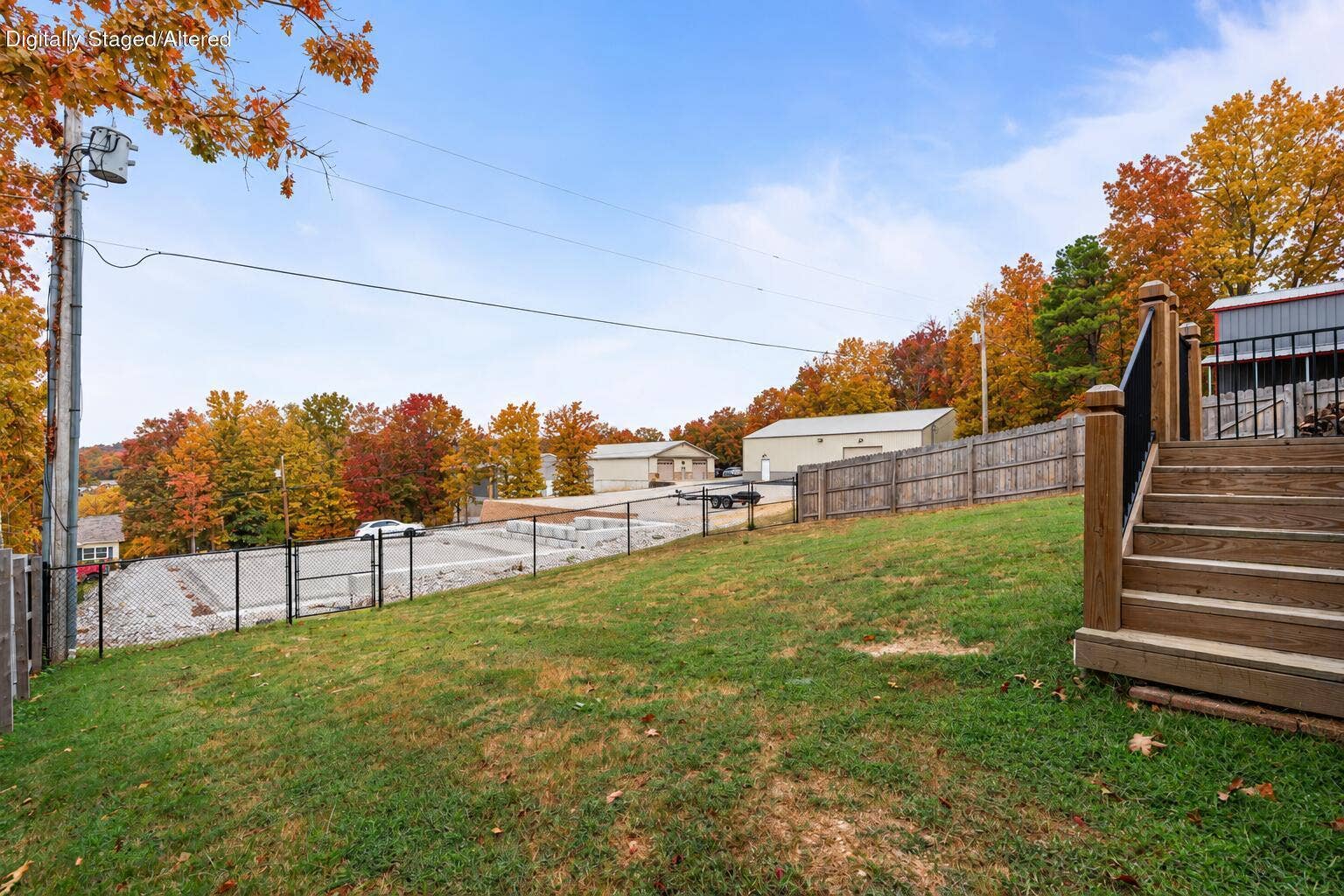 119 Teepee Lane, Kimberling City, MO 65686 Ozarks lakeside home in autumn-8