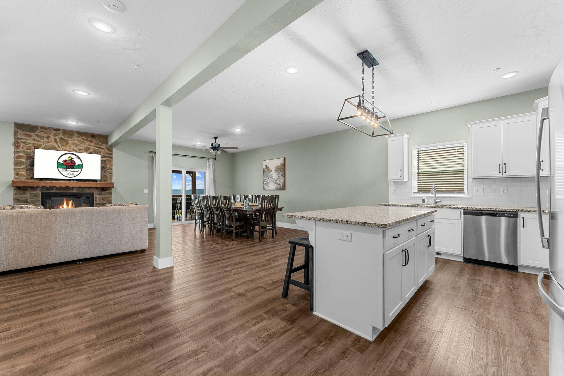 141 Pioneer Peak Road, Kimberling City, MO 65686 SDD03088