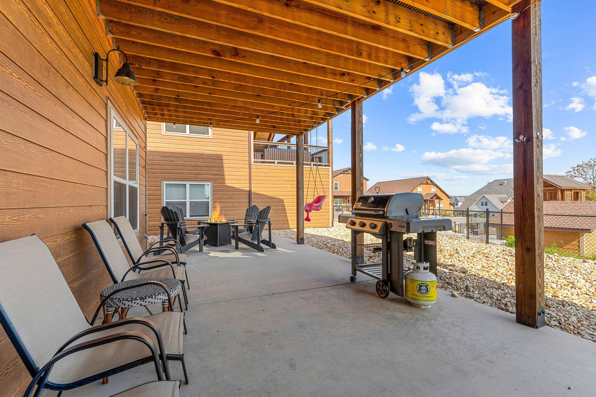 141 Pioneer Peak Road, Kimberling City, MO 65686 SDD03278