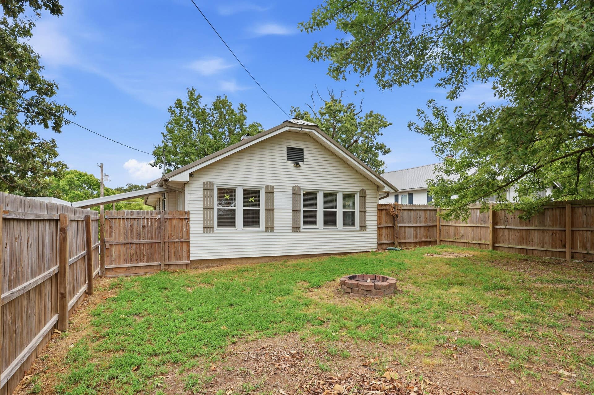 430 S Valley Street, Neosho, MO 64850 029