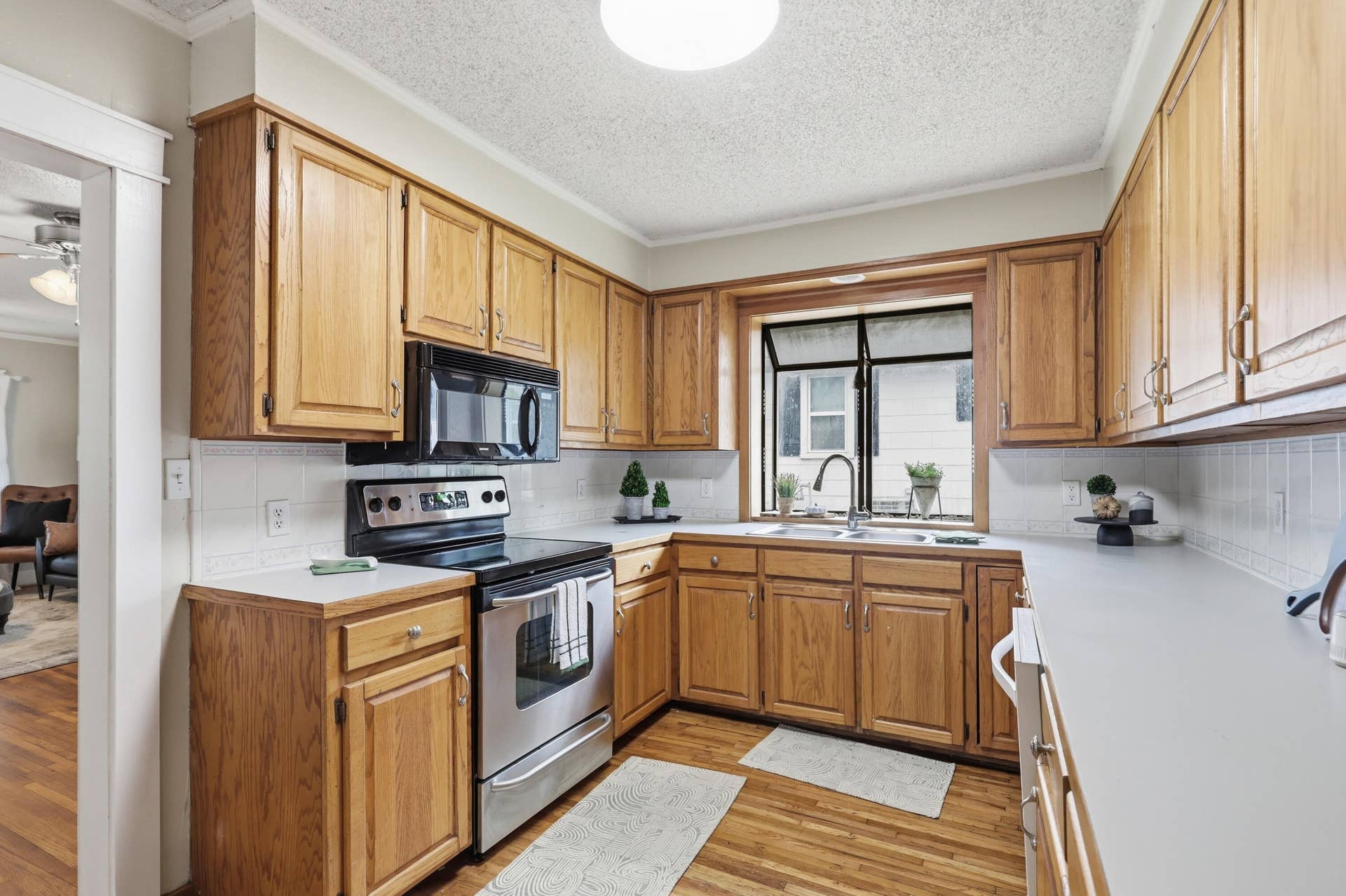 430 S Valley Street, Neosho, MO 64850 013