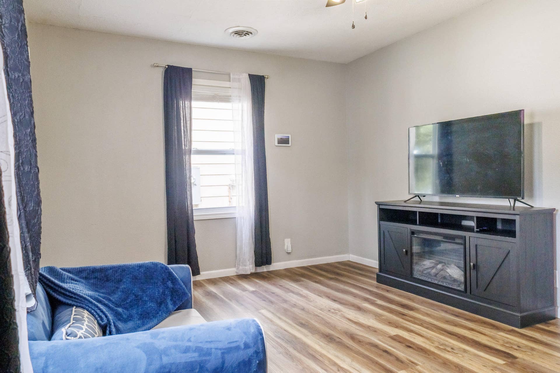 1872 N Broadway Avenue, Springfield, MO 65803 638