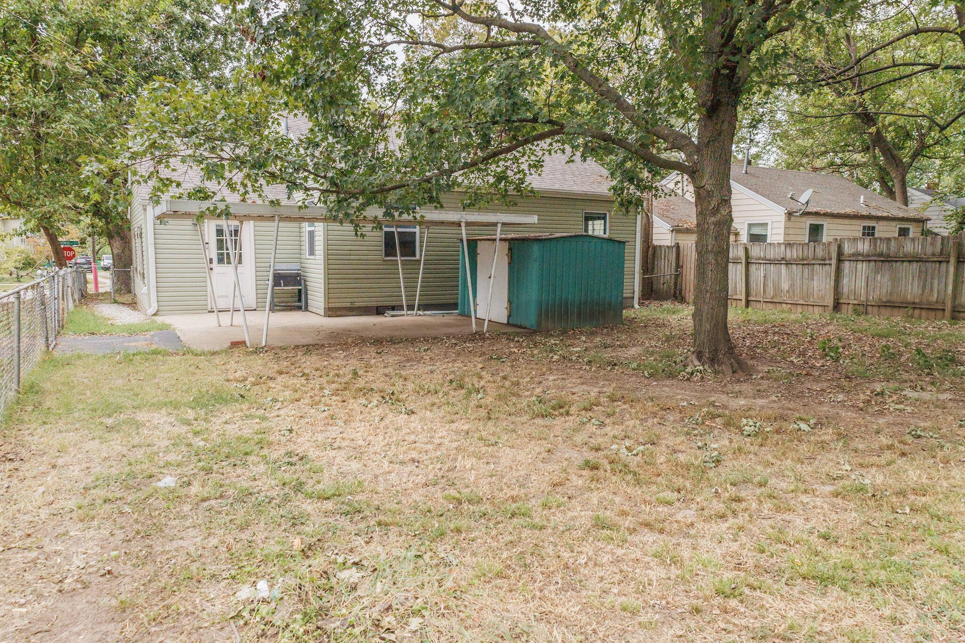 1872 N Broadway Avenue, Springfield, MO 65803 675