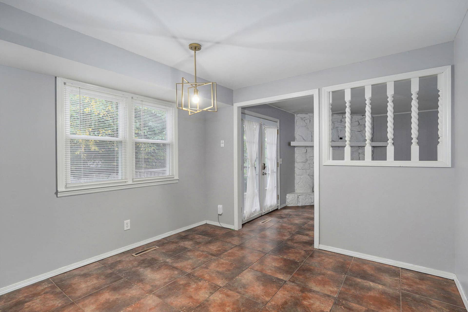 2653 W Blackburn Dr-9