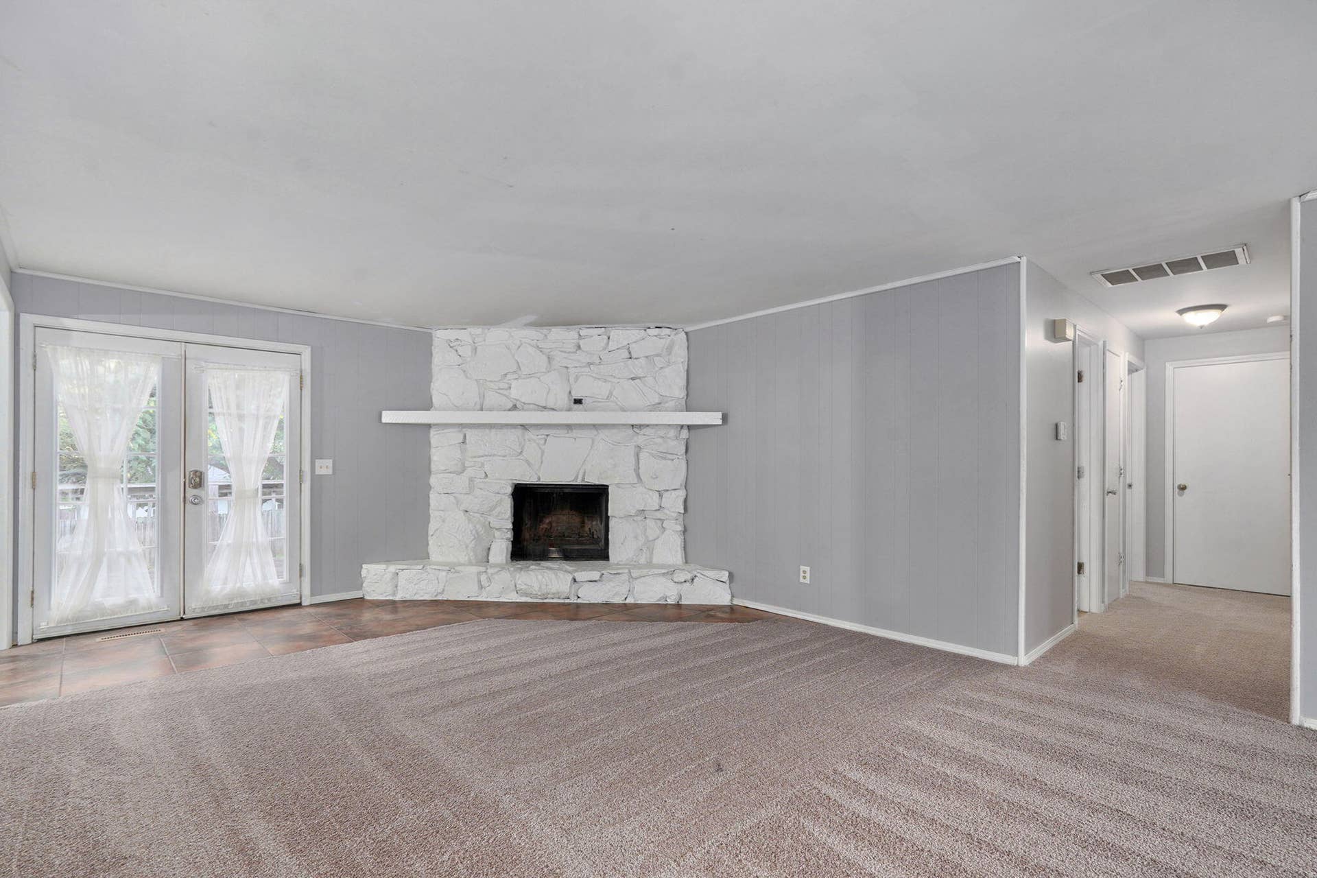 2653 W Blackburn Dr-8
