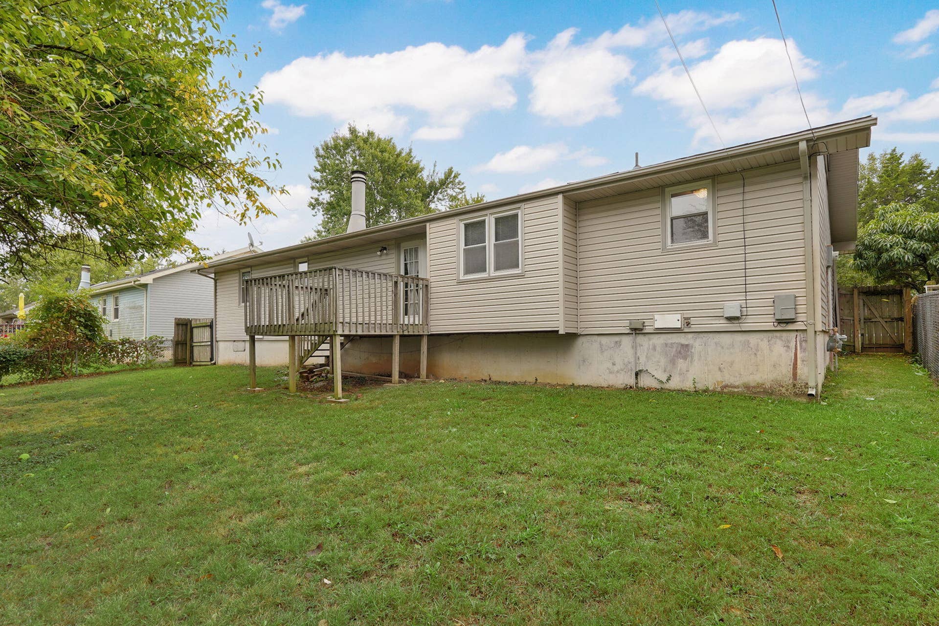 2653 W Blackburn Dr-25