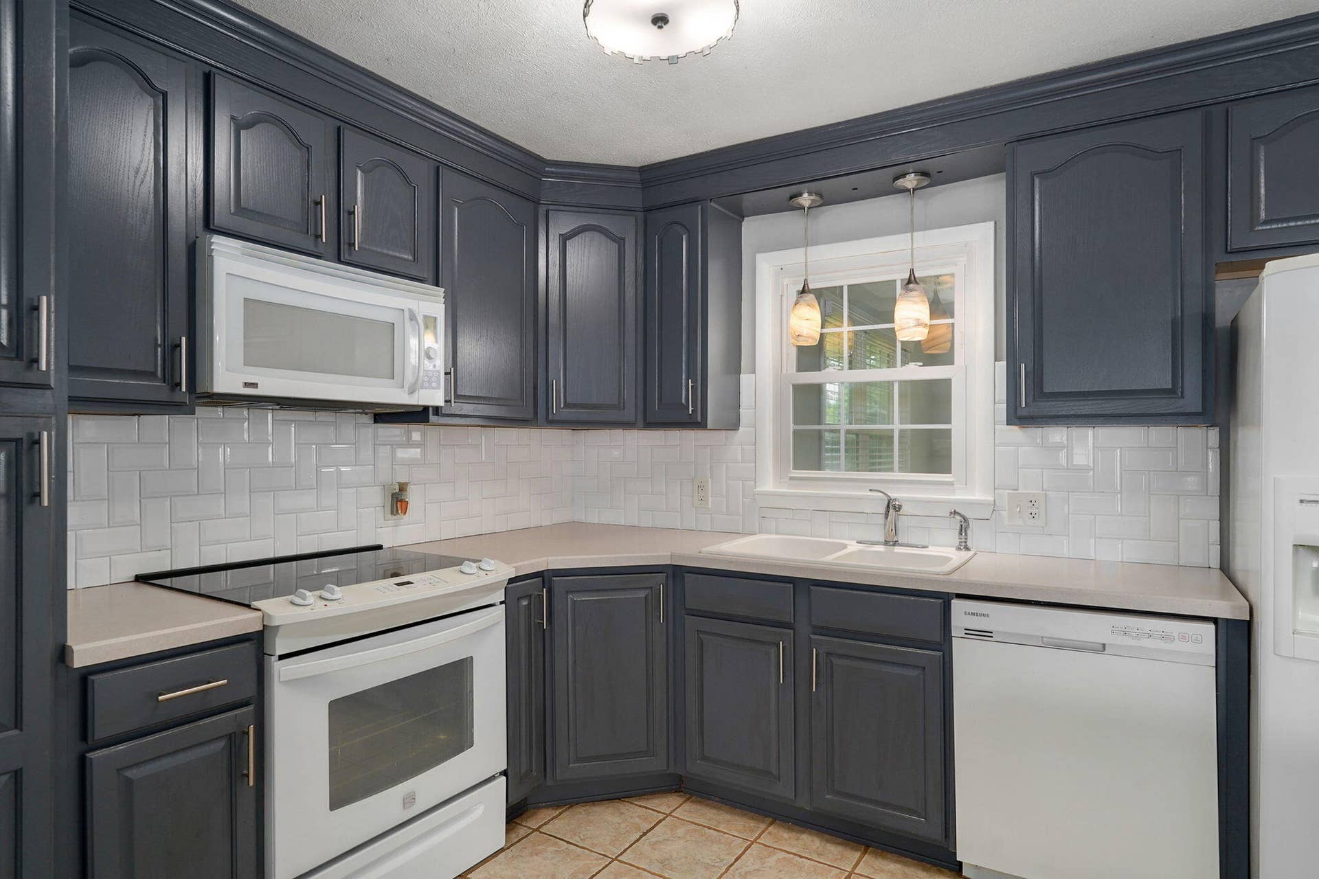 3544 S Franklin Ave-11
